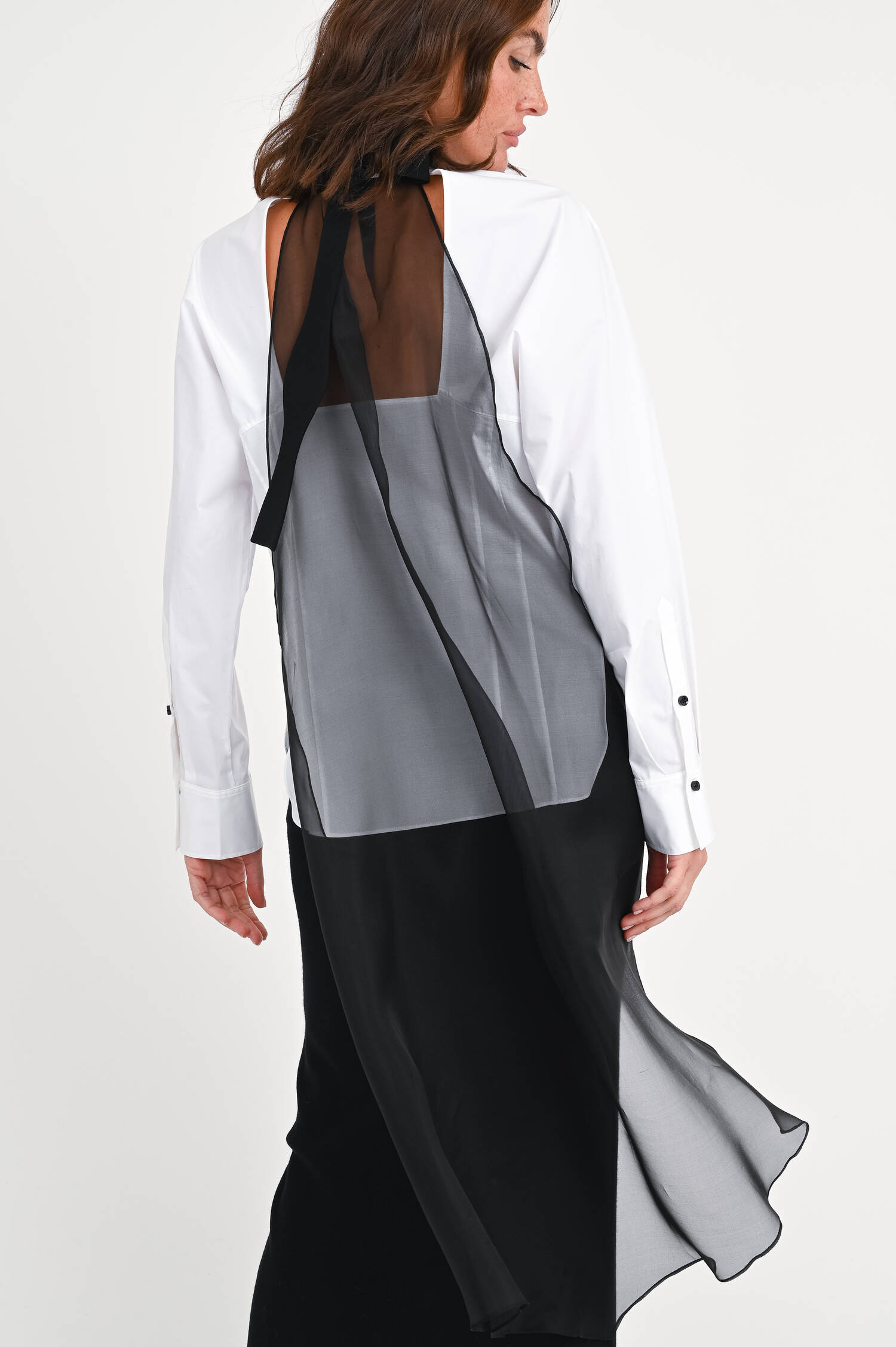 Offene Bluse mit Tafteinsatz in Weiß/Schwarz Offene Bluse mit Tafteinsatz in Weiß/Schwarz