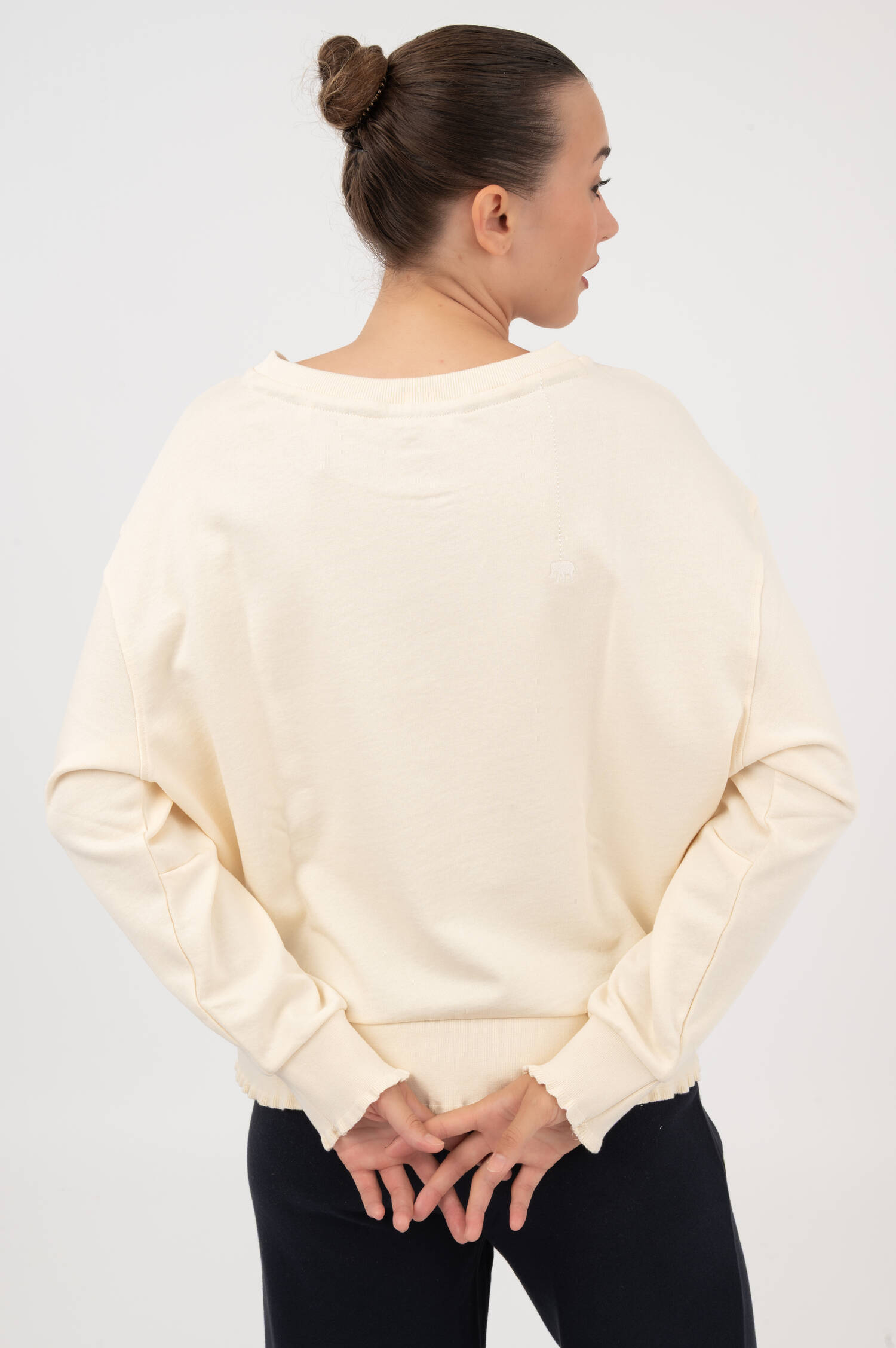 Sweatshirt mit Rüschen-Details in Off-White