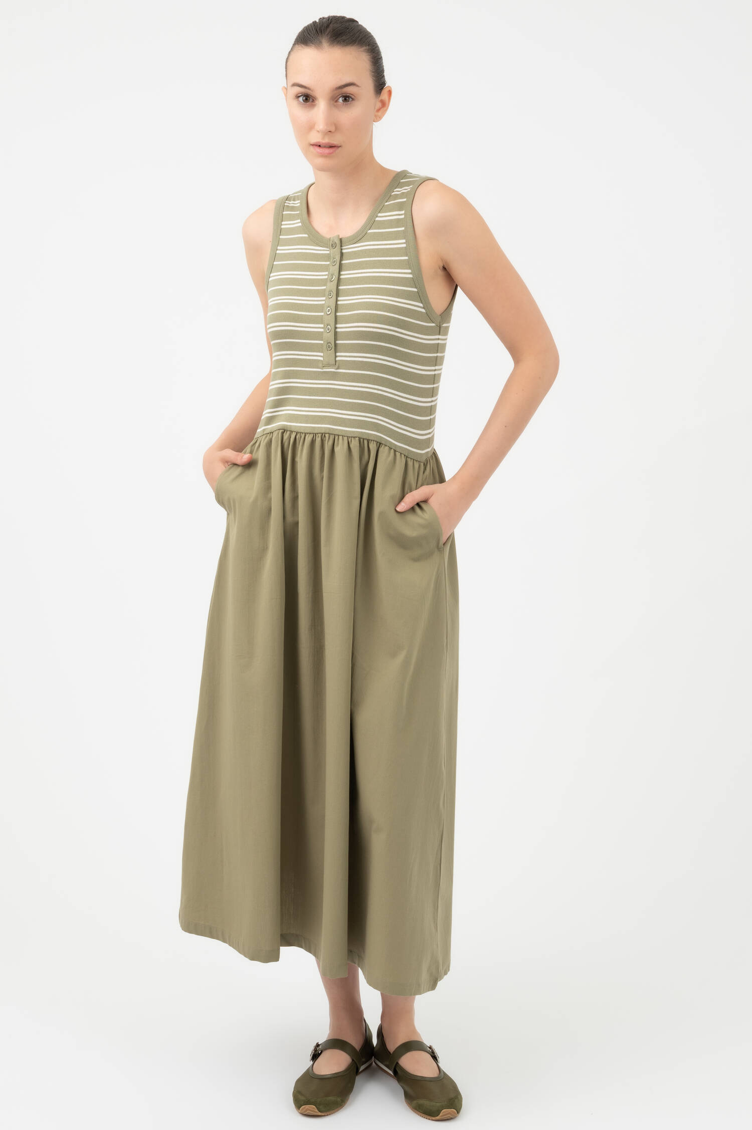 Kleid mit geringeltem Ripptop in Grün Kleid mit geringeltem Ripptop in Grün