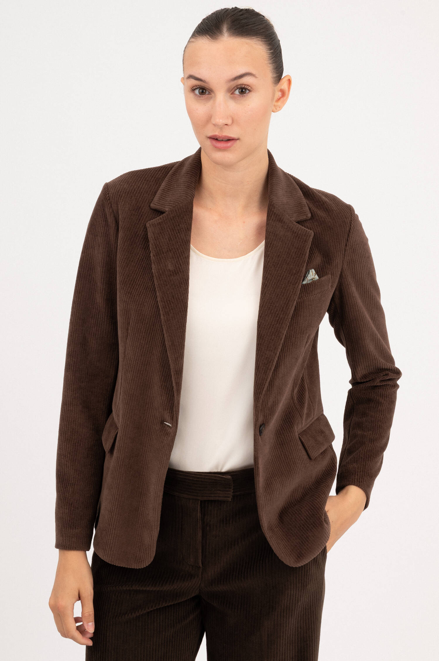 Cordblazer in Cream