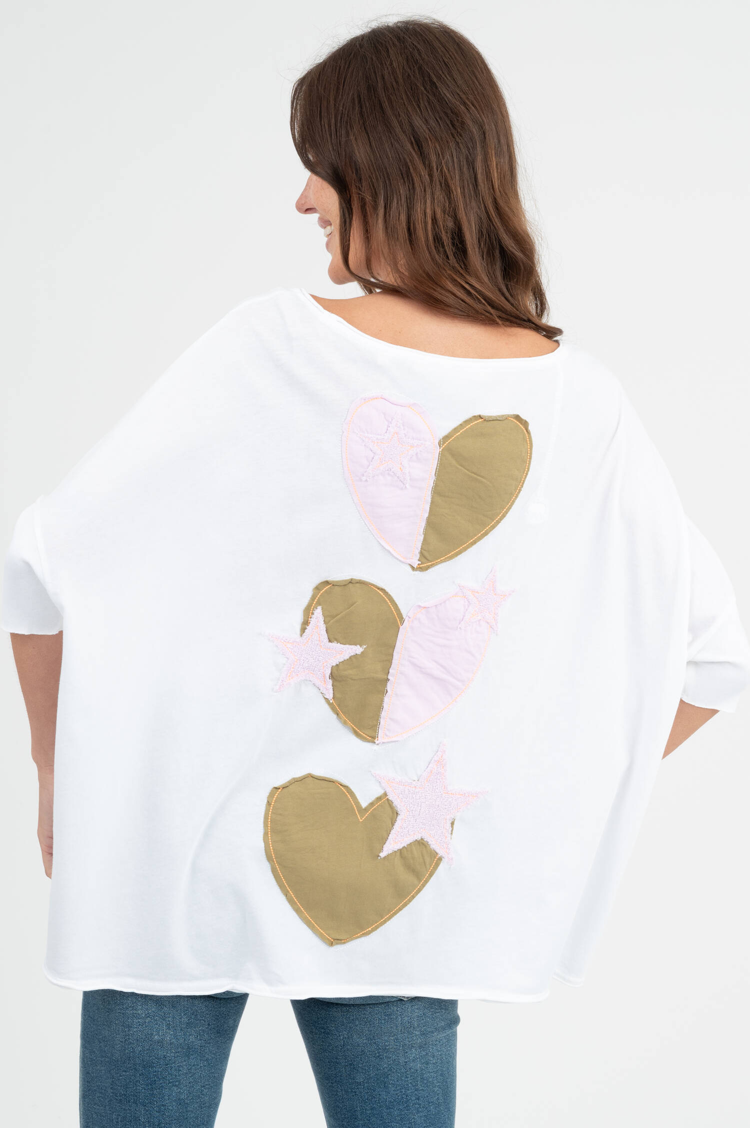 T-Shirt PAPU mit Herz-Applikationen in Weiß