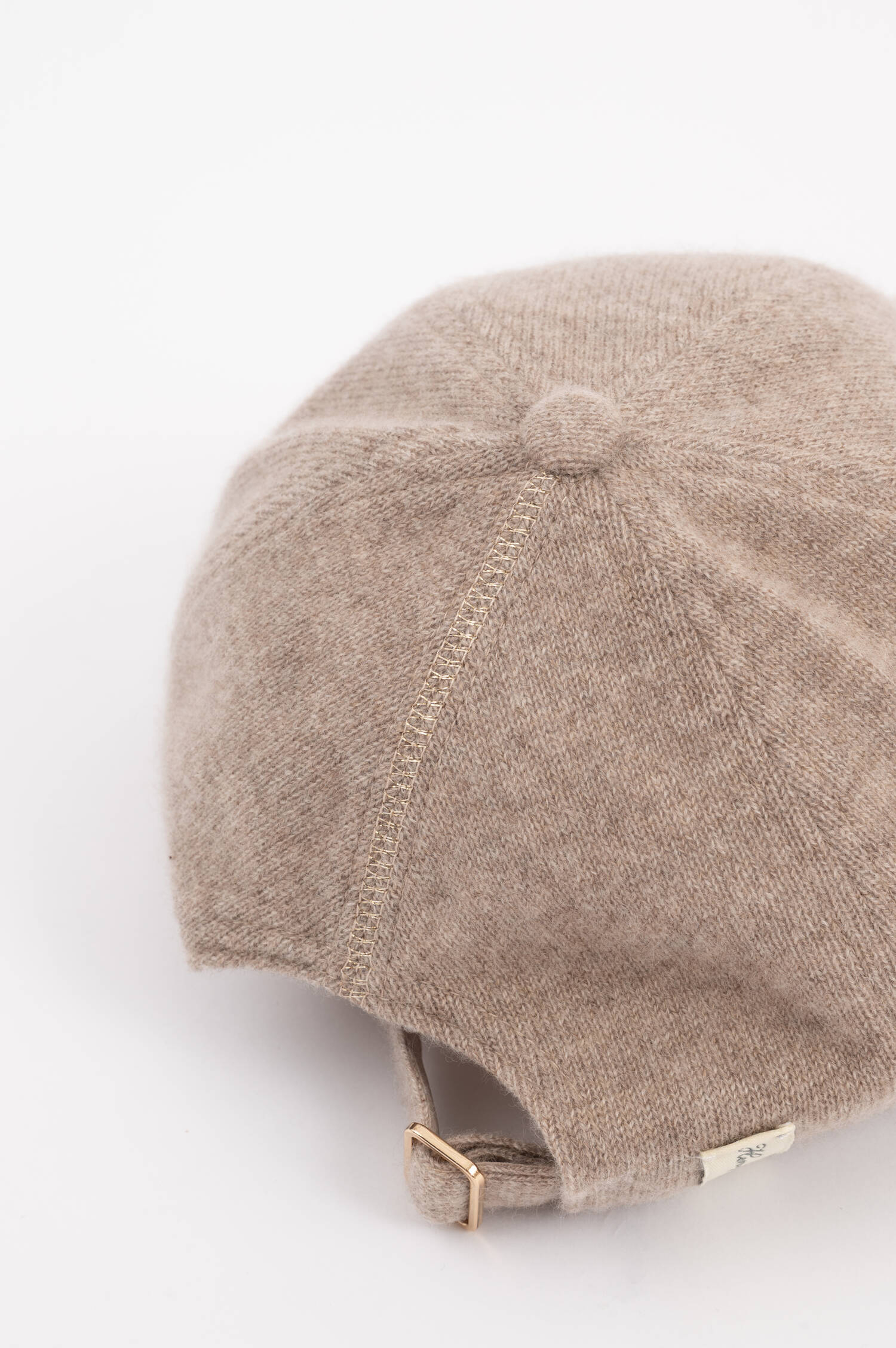 Cashmere Basecap in Beige Cashmere Basecap in Beige
