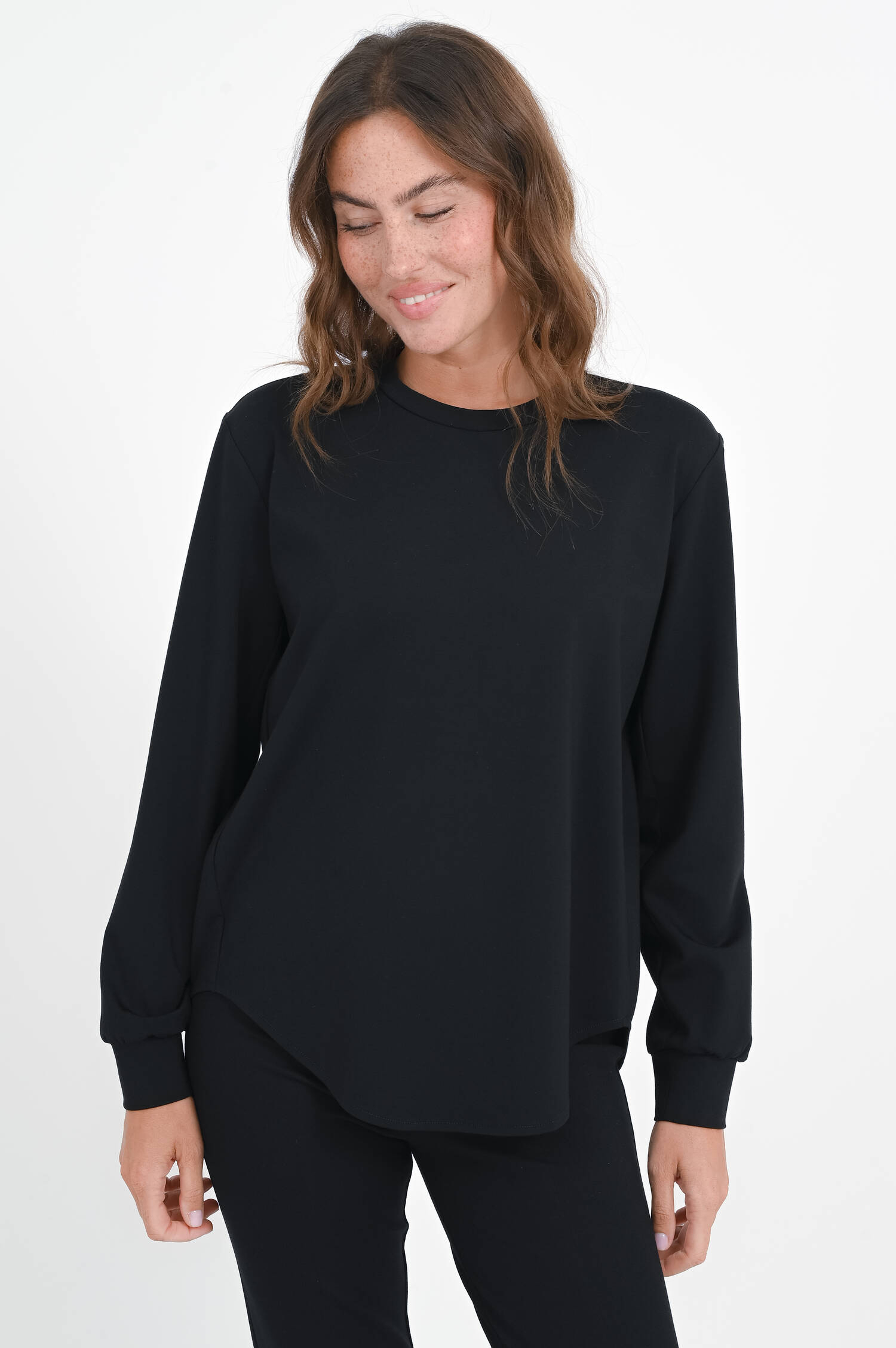 Langarmshirt aus Viskose-Mix in Schwarz Langarmshirt aus Viskose-Mix in Schwarz