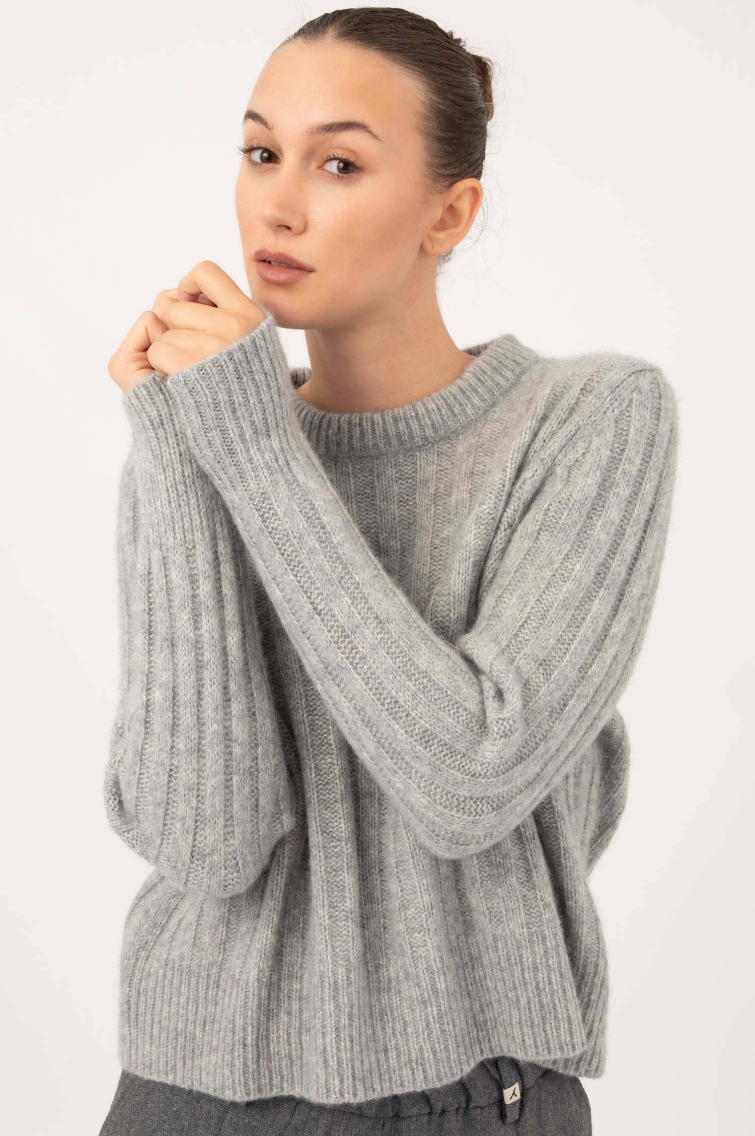 Cashmere-Seiden Rippstrick Pullover in Grau Cashmere-Seiden Rippstrick Pullover in Grau