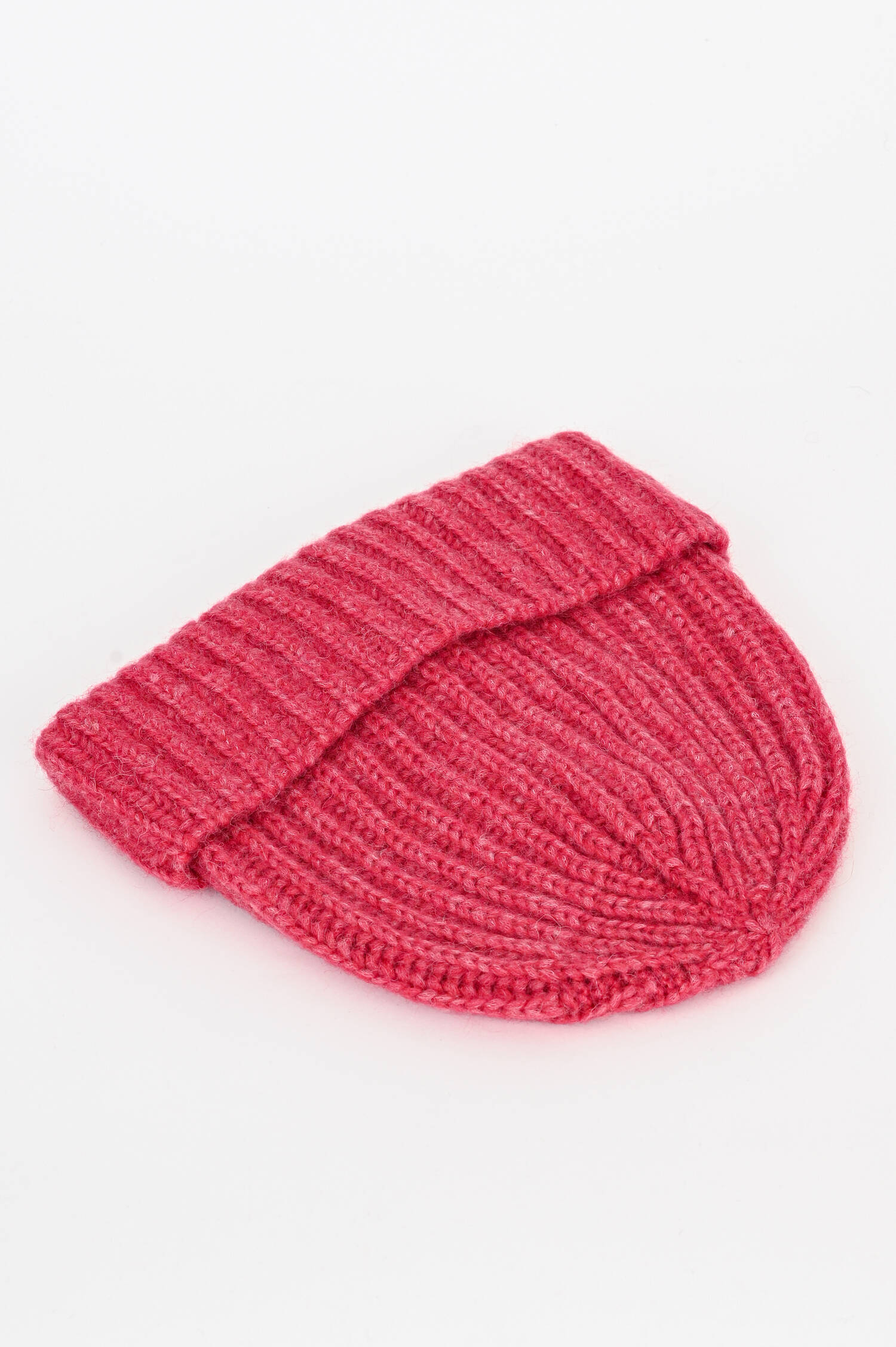 Mütze aus Wollmix in Kirschrot