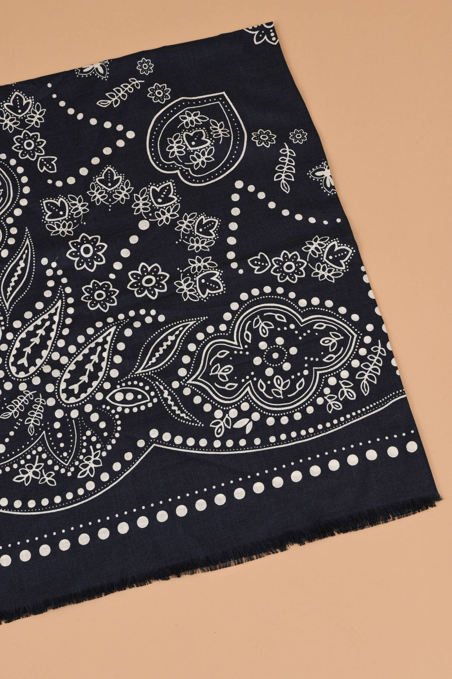 Stola-Tuch EDUCATA in Nachtblau gemustert