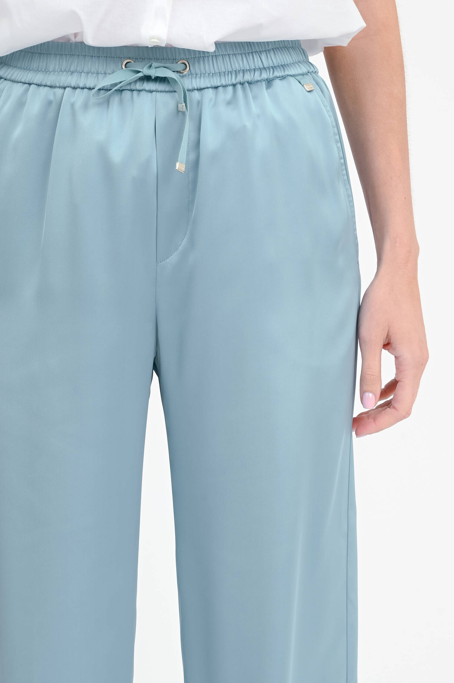 Hose in Satin-Optik in Azzuro Minerale