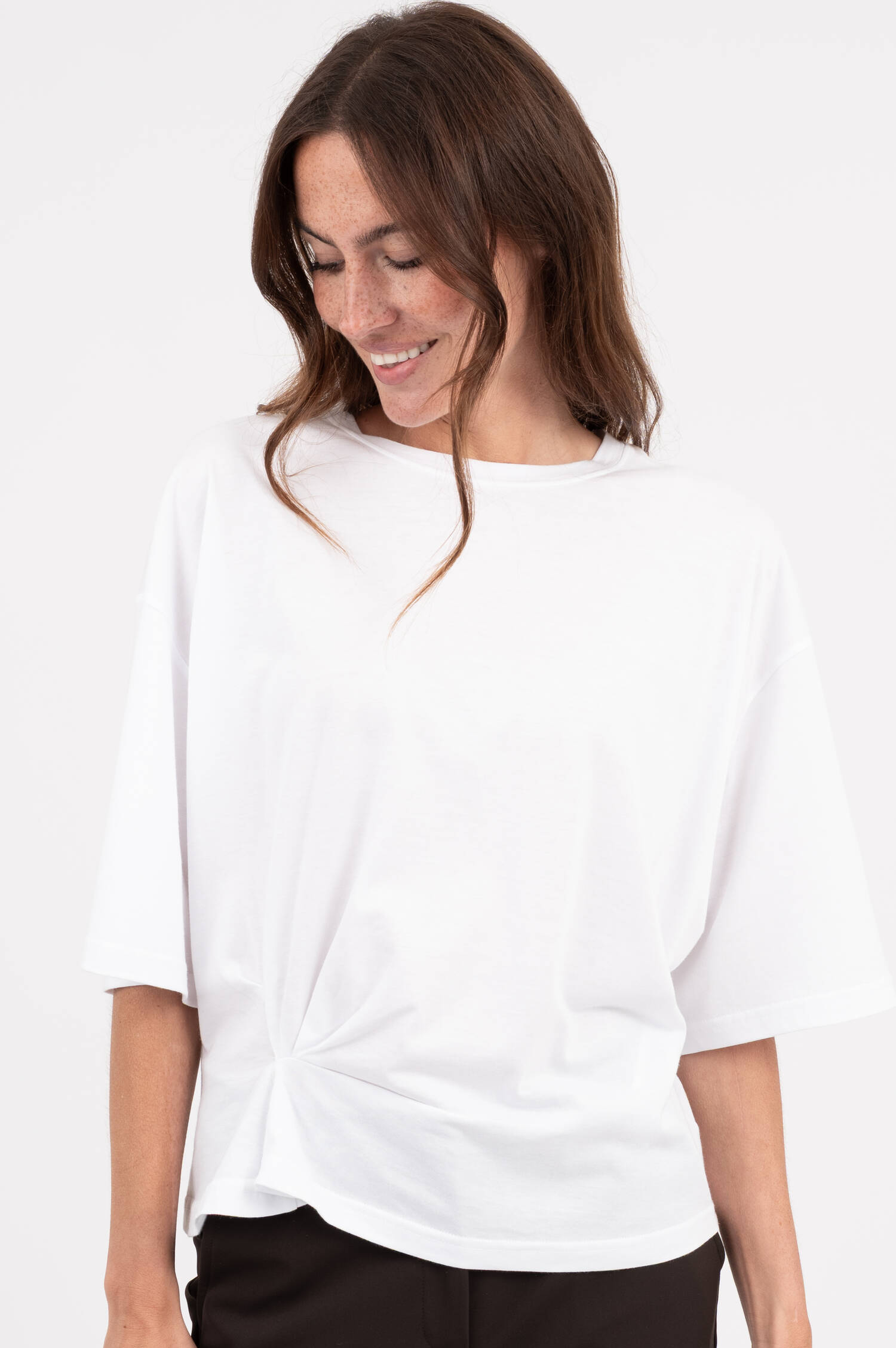 T-Shirt mit Raffung in Weiß T-Shirt mit Raffung in Weiß
