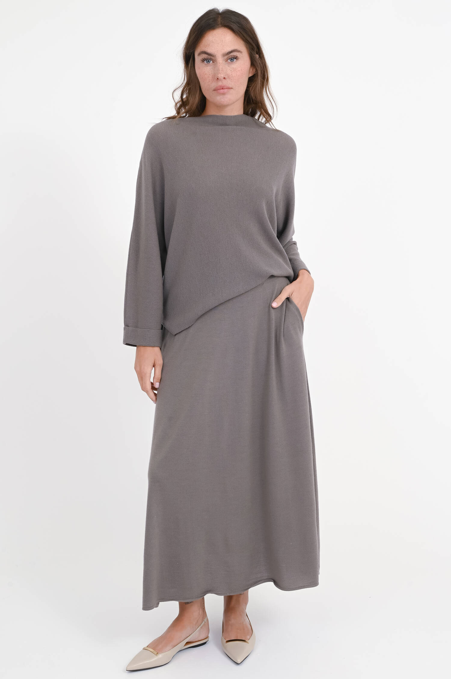 Midi-Rock aus Merinowolle in Nut