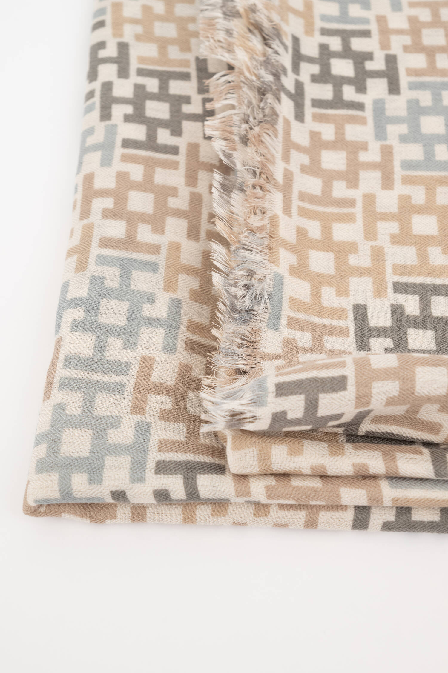 Cashmere-Seiden-Schal ALIKI in Blau/Taupe