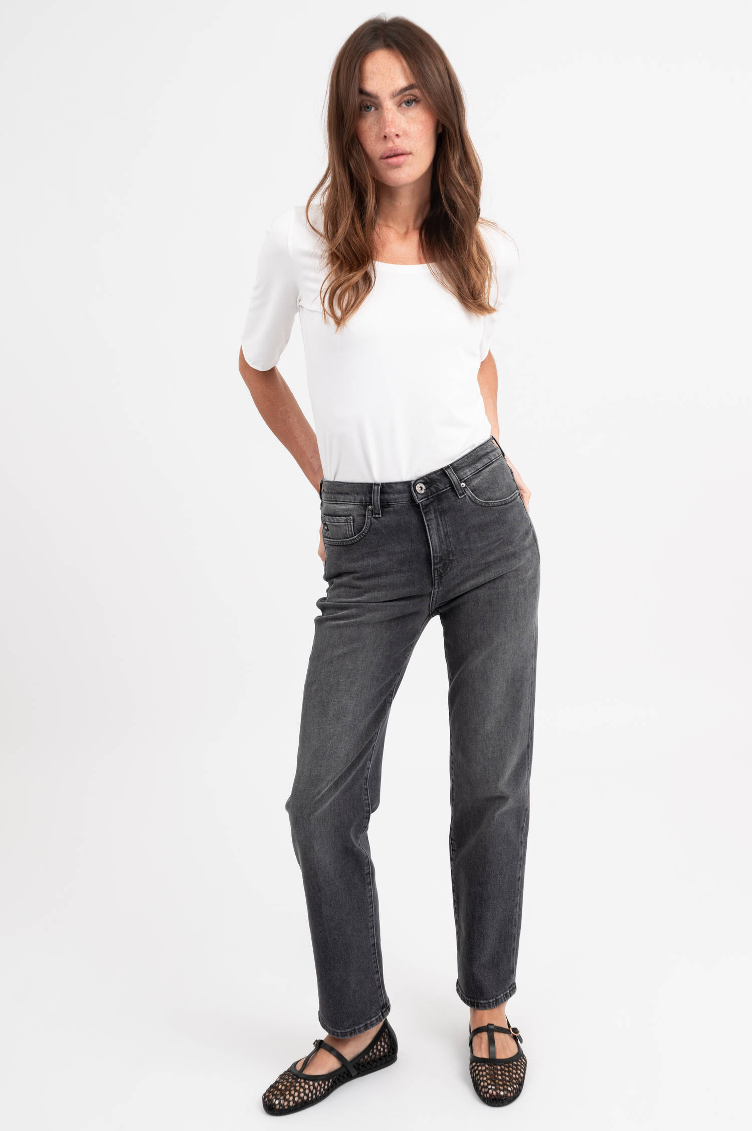Straight Fit Jeans BRINLEY in Grau Straight Fit Jeans BRINLEY in Grau