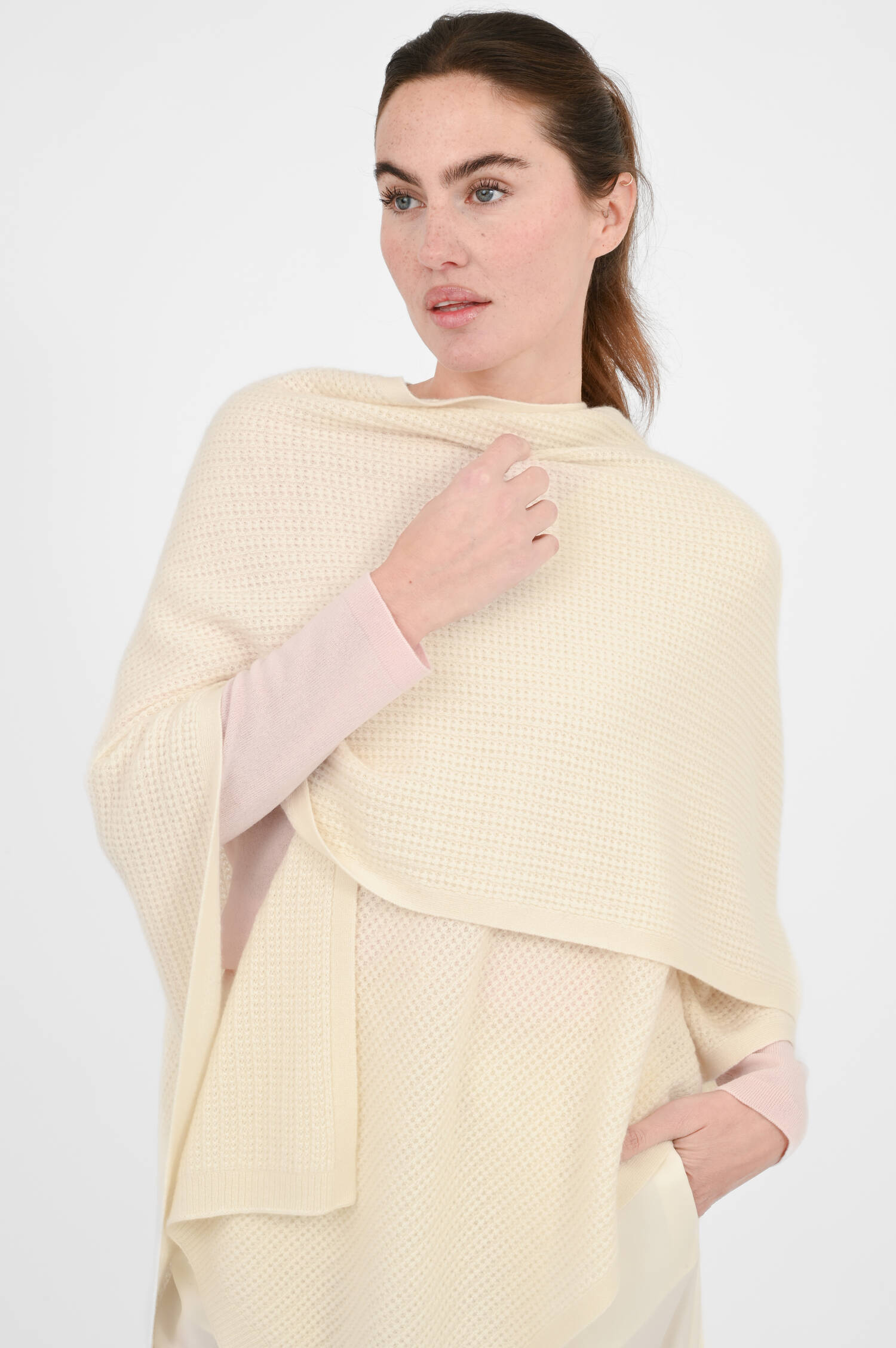 Cashmere-Dreieckstuch in Creme