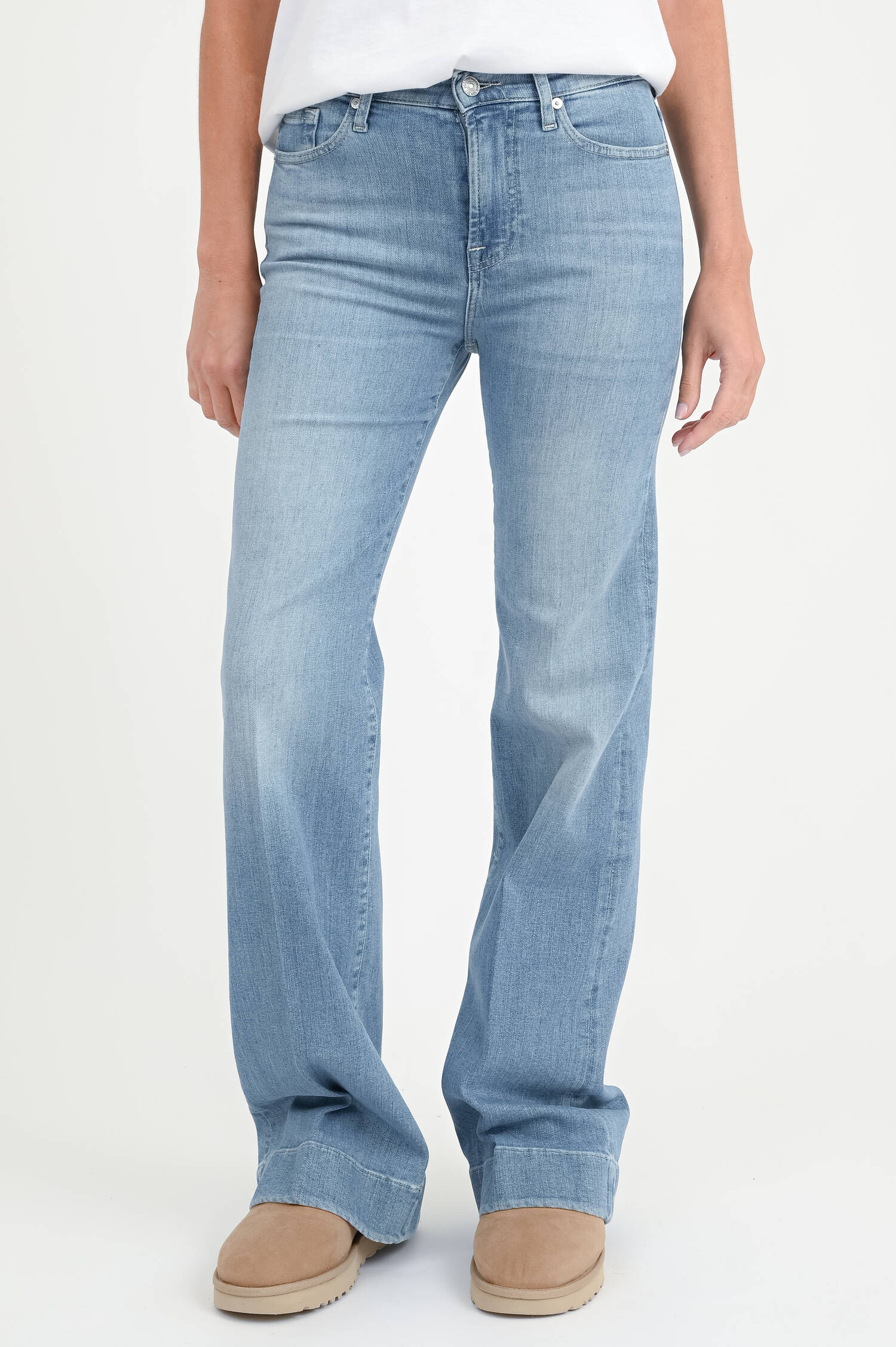 Flared Jeans MODERN DOJO BLOOM in Hellblau