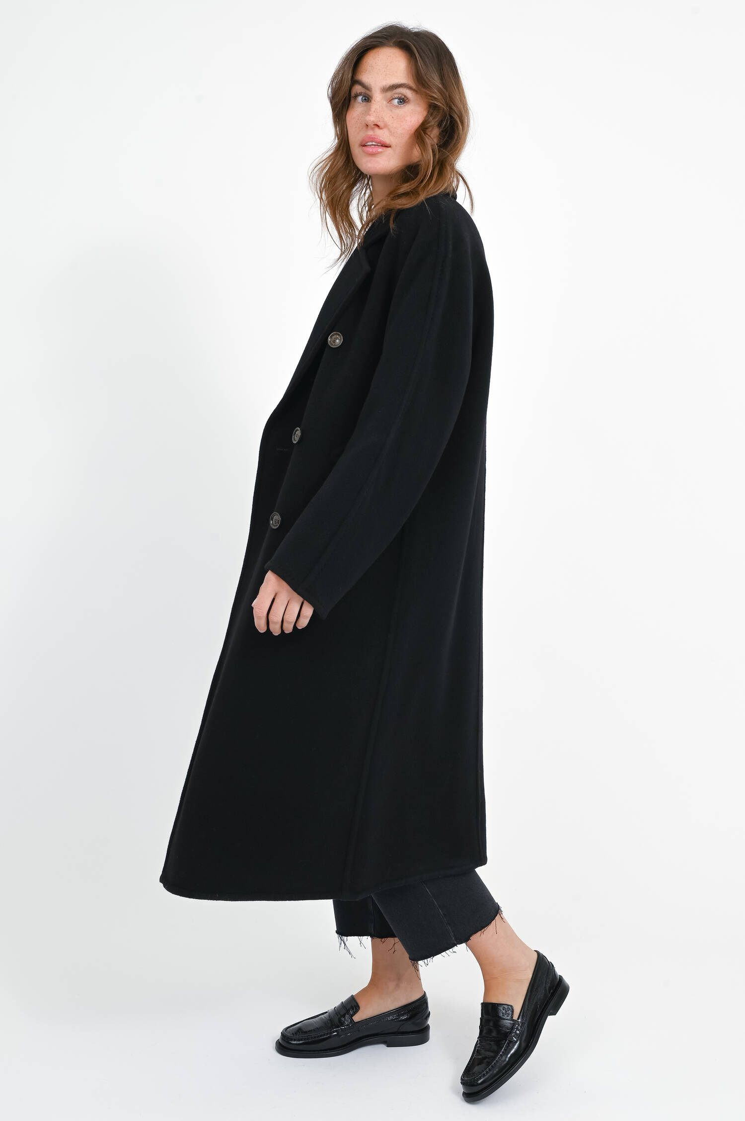 Woll-Cashmere-Mantel in Tiefschwarz Woll-Cashmere-Mantel in Tiefschwarz