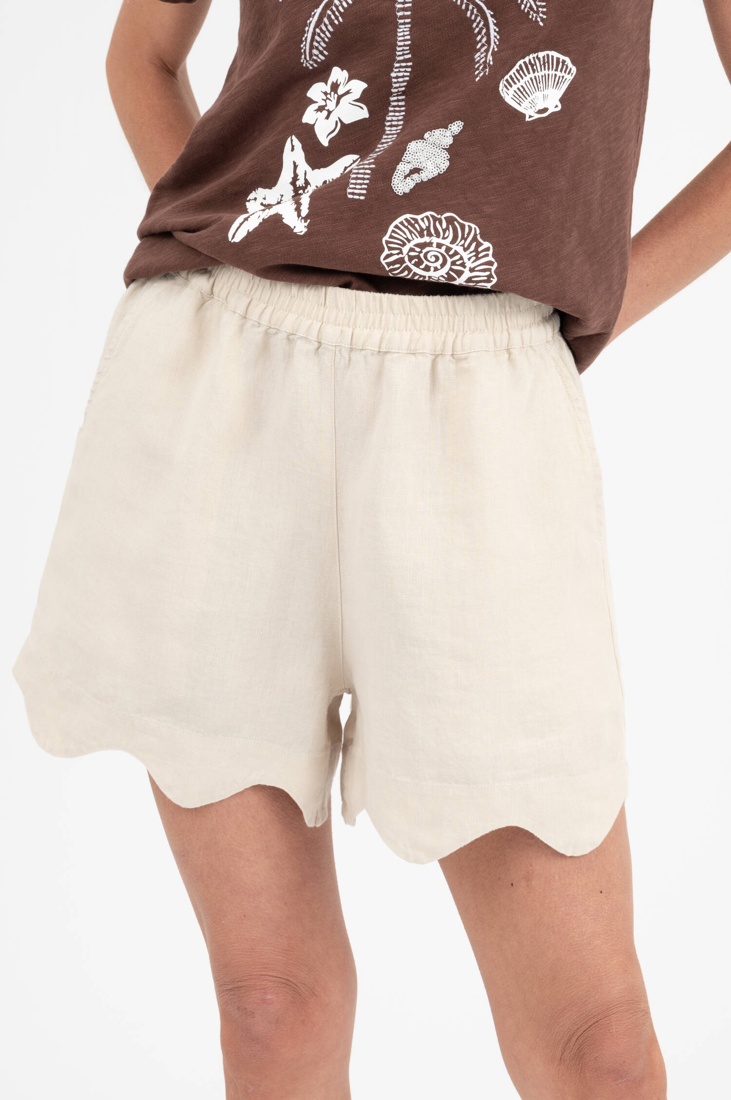 Leinenshort WAVE in Beige Leinenshort WAVE in Beige