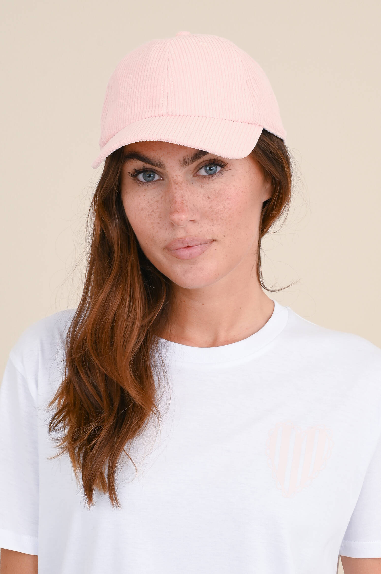 Basecap aus Cord in Rosa