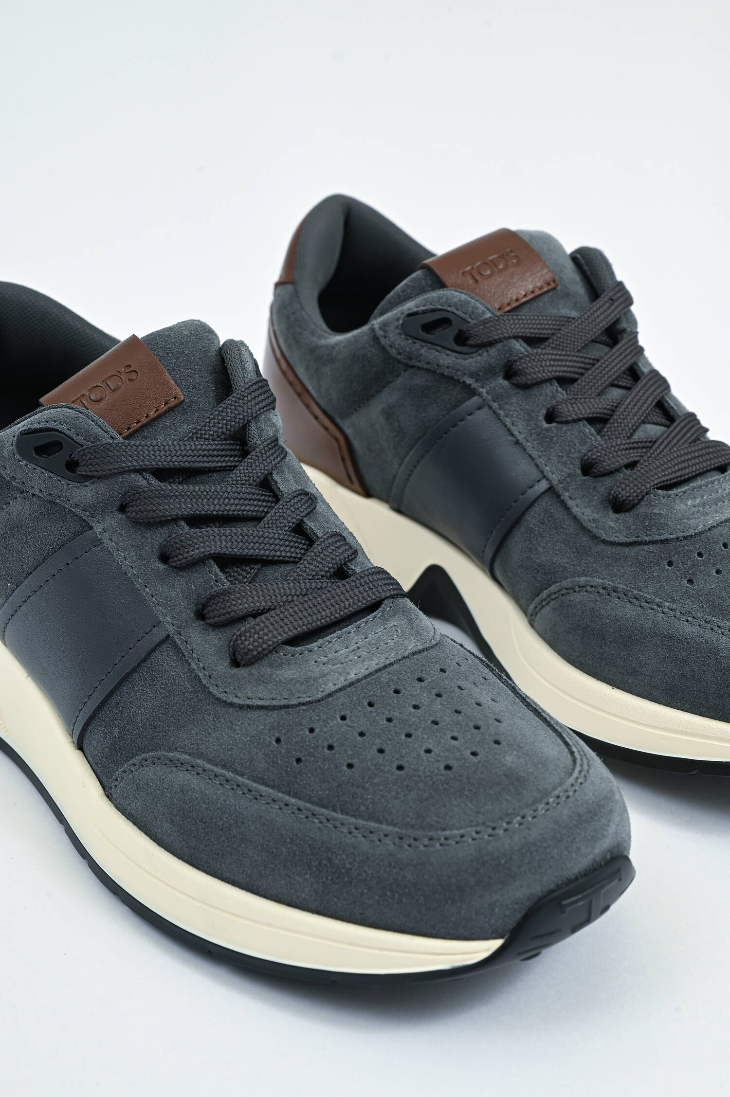 Sneaker RUNNING in Anthrazit/Braun