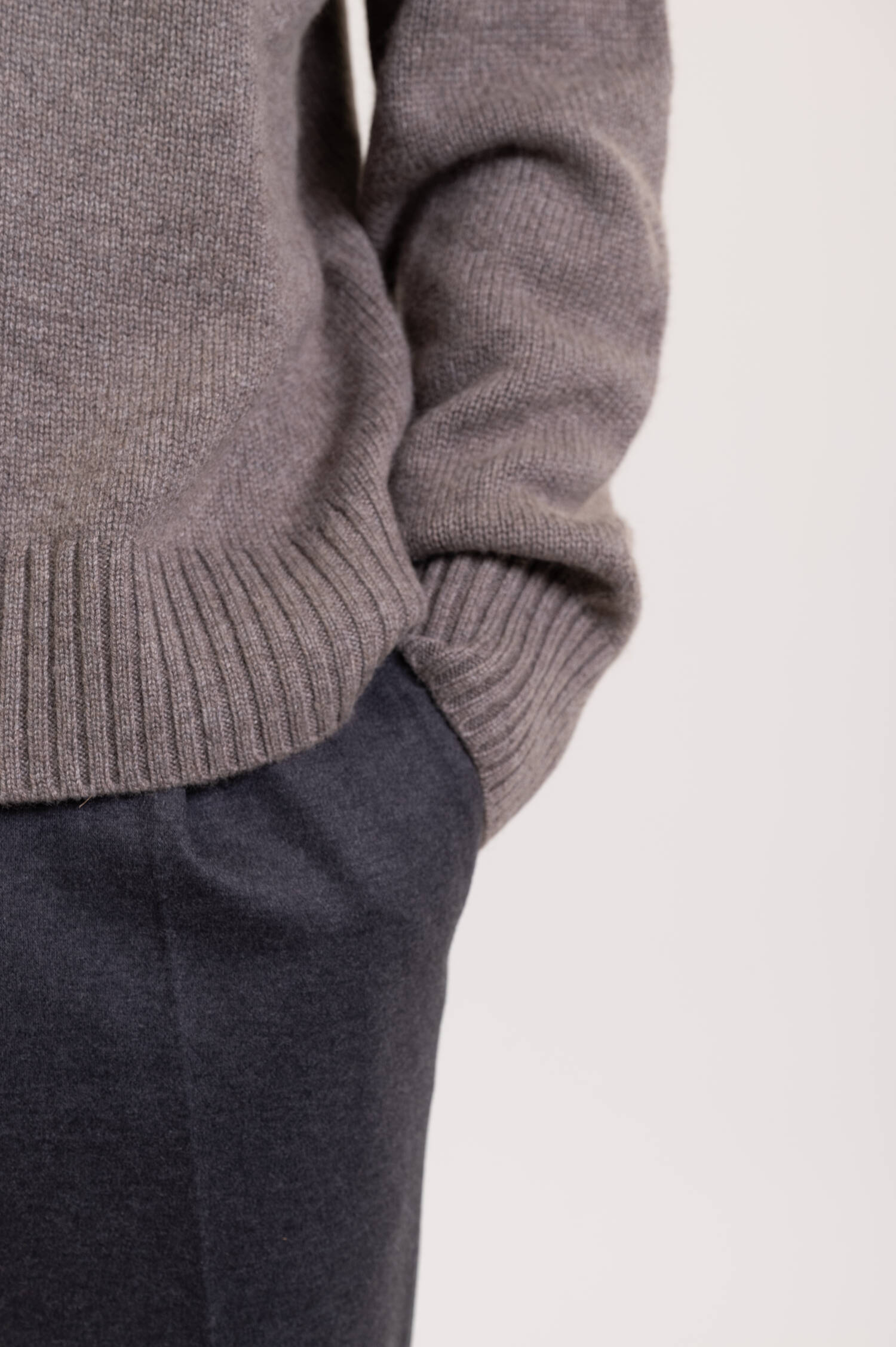 Cashmere-Pullover KRISTIAN in Taupe Cashmere-Pullover KRISTIAN in Taupe