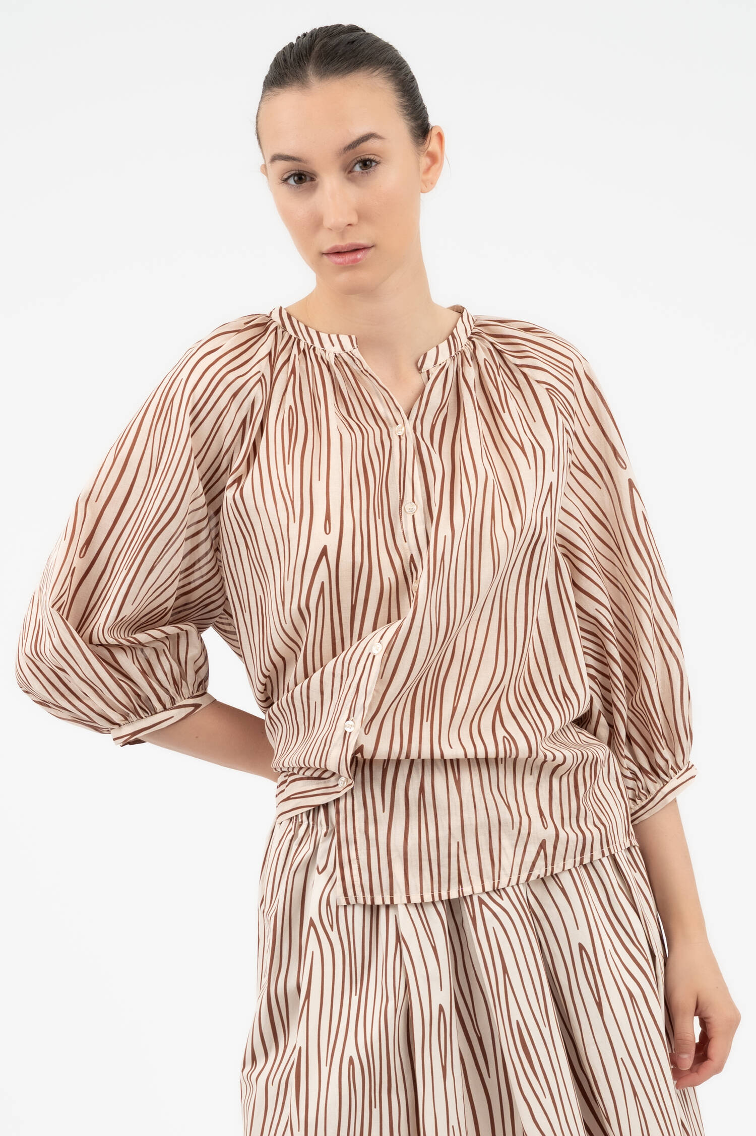 Gemusterte Bluse in Beige/Braun
