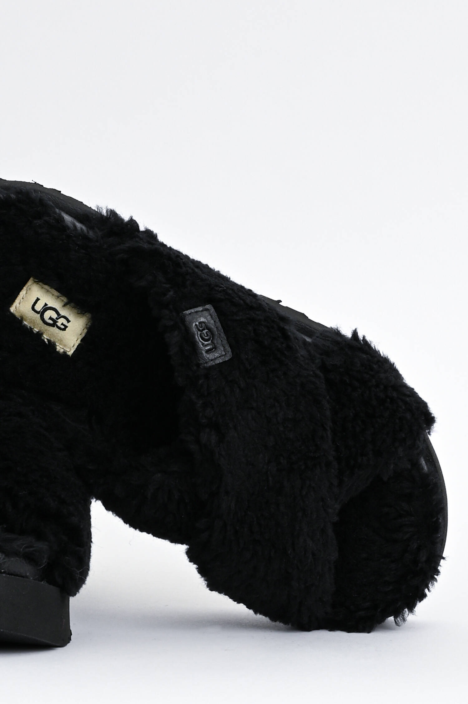 Fell-Pantolette FUZZ SUGAR in Schwarz Fell-Pantolette FUZZ SUGAR in Schwarz