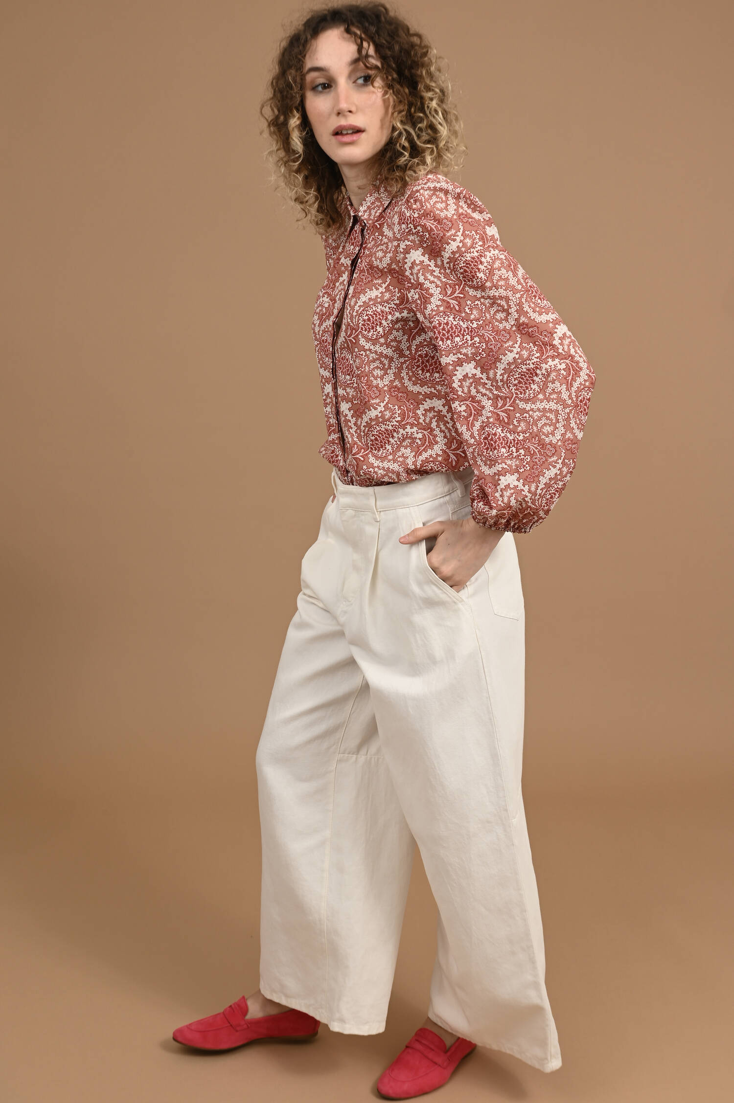 Wide-Leg Jeans ALOA in Weiß