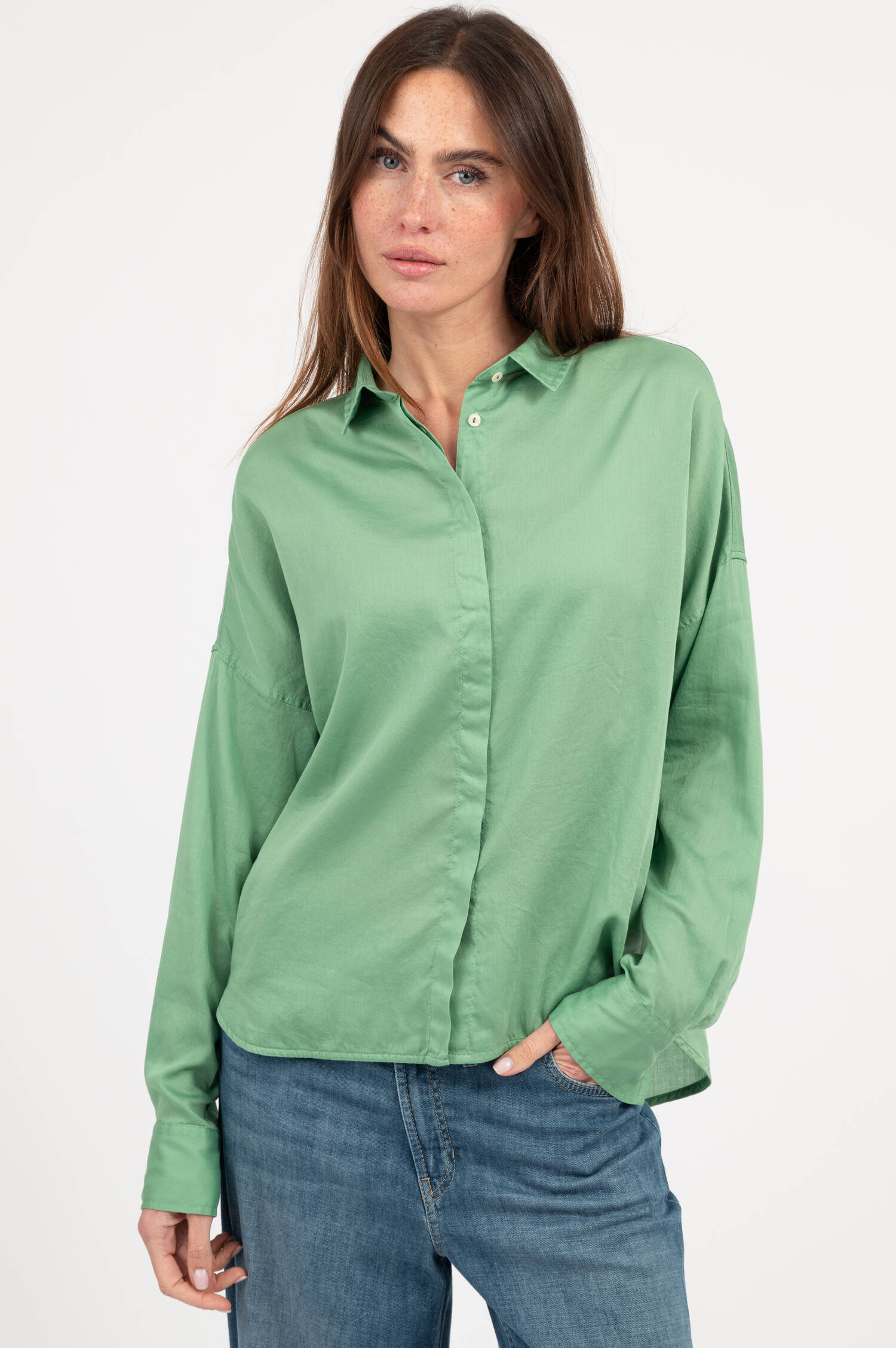 Bluse SANDY in Grassgrün