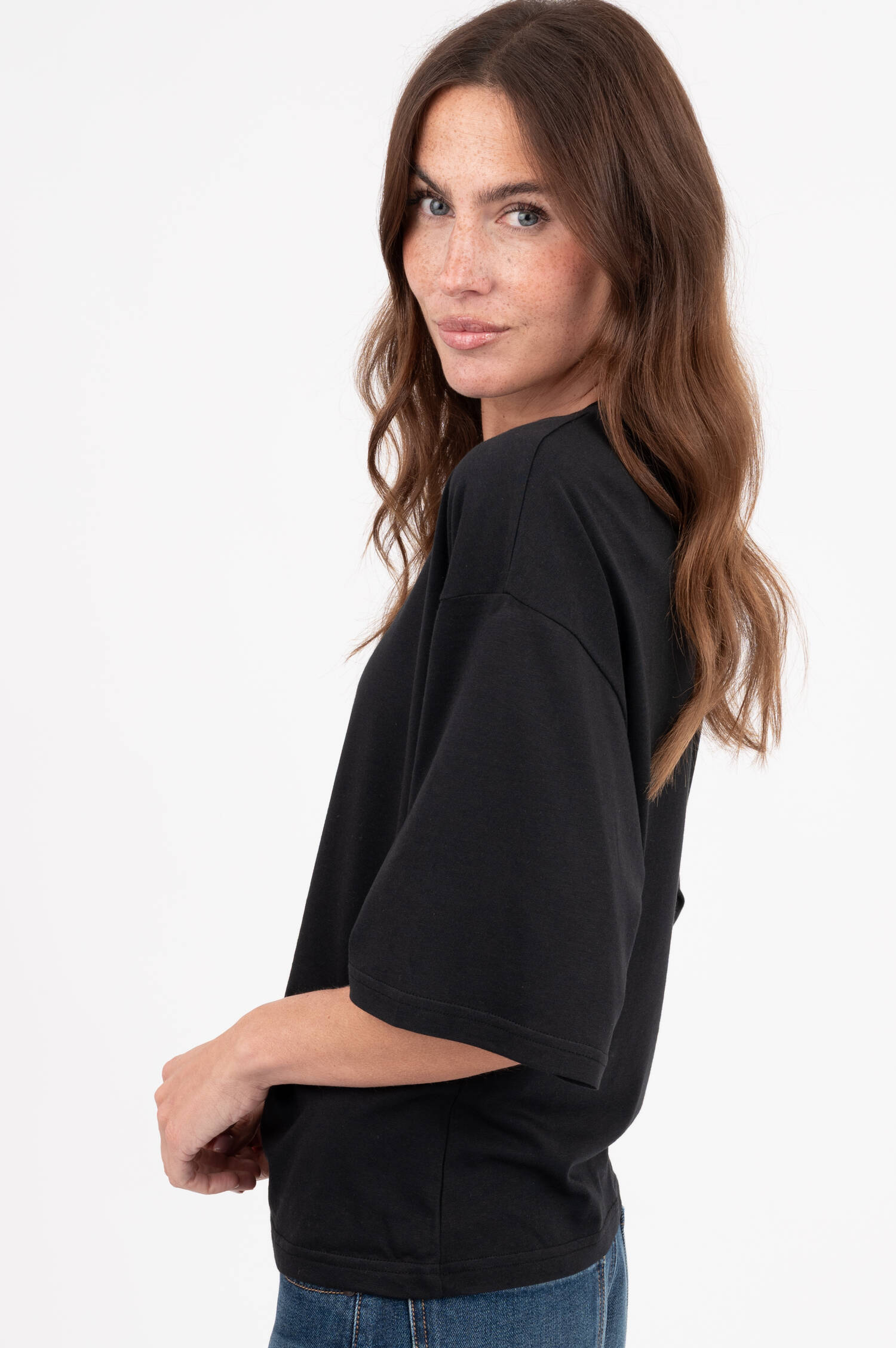 T-Shirt mit Raffung in Schwarz T-Shirt mit Raffung in Schwarz