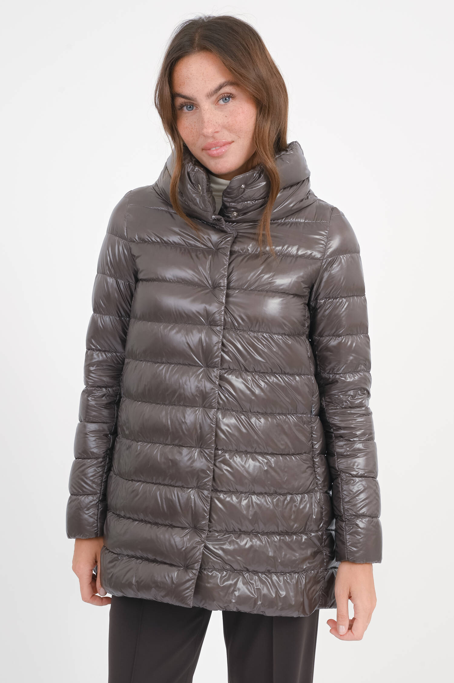 Daunenstepp Kurzmantel AMELIA in Anthrazit Daunenstepp Kurzmantel AMELIA in Anthrazit