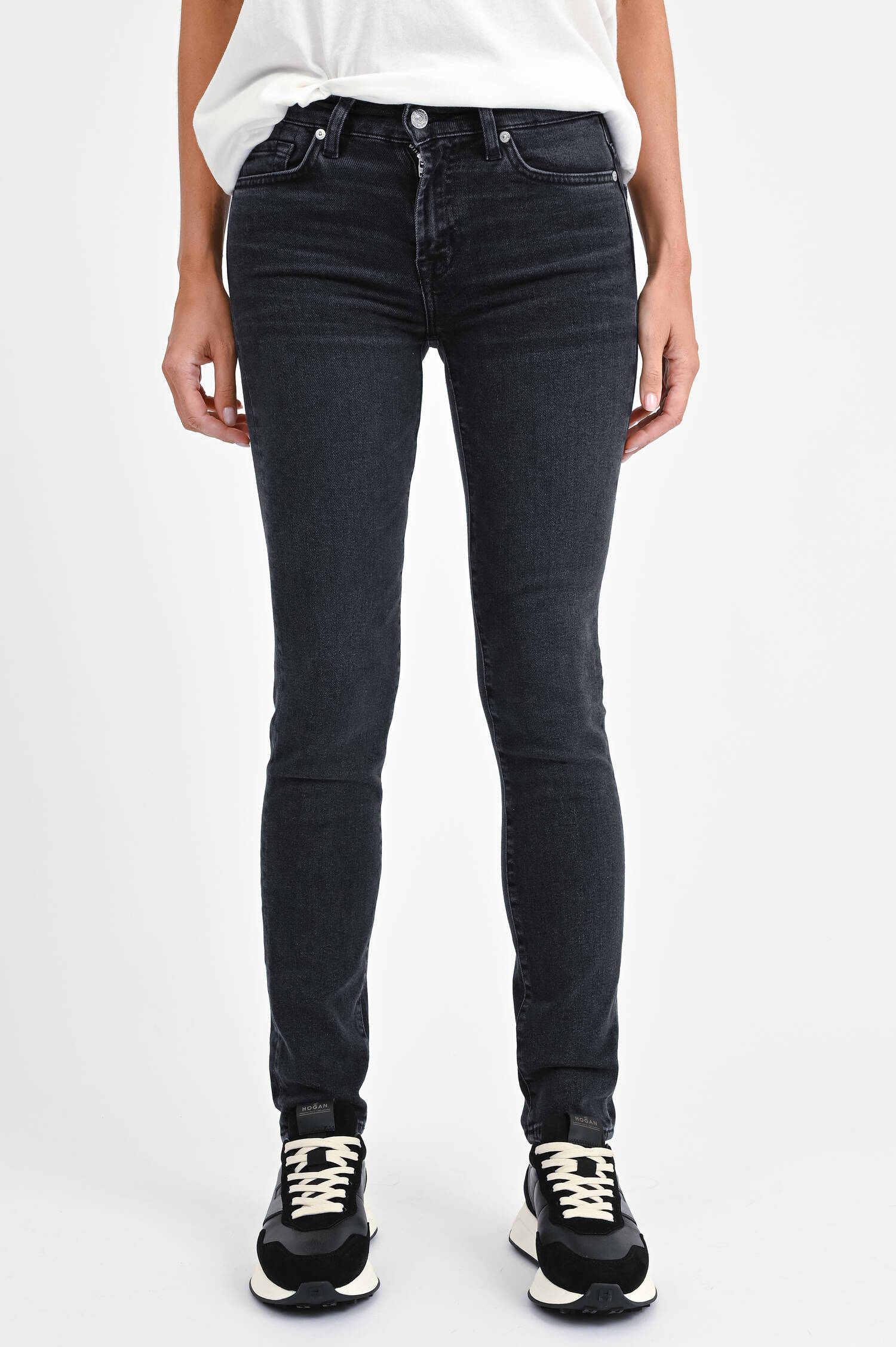 Jeans ROXANNE in Washed Black