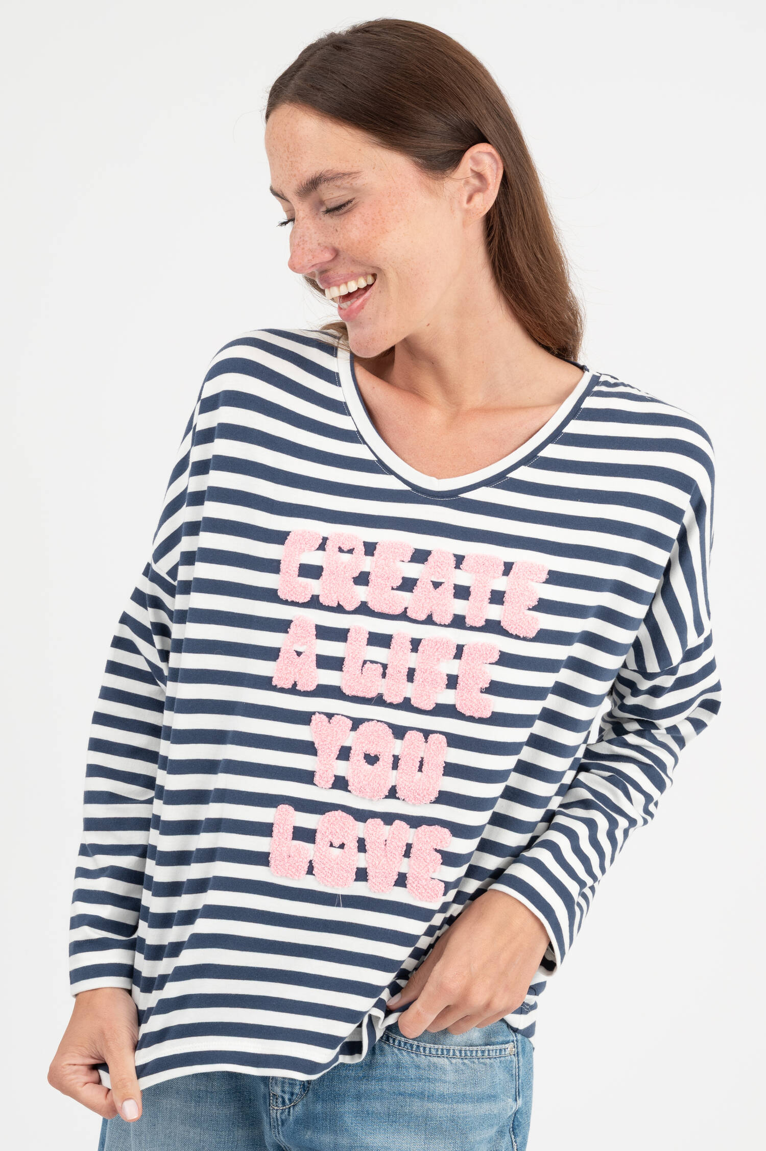 Oversize Shirt in Dunkelblau/Ecru gestreift