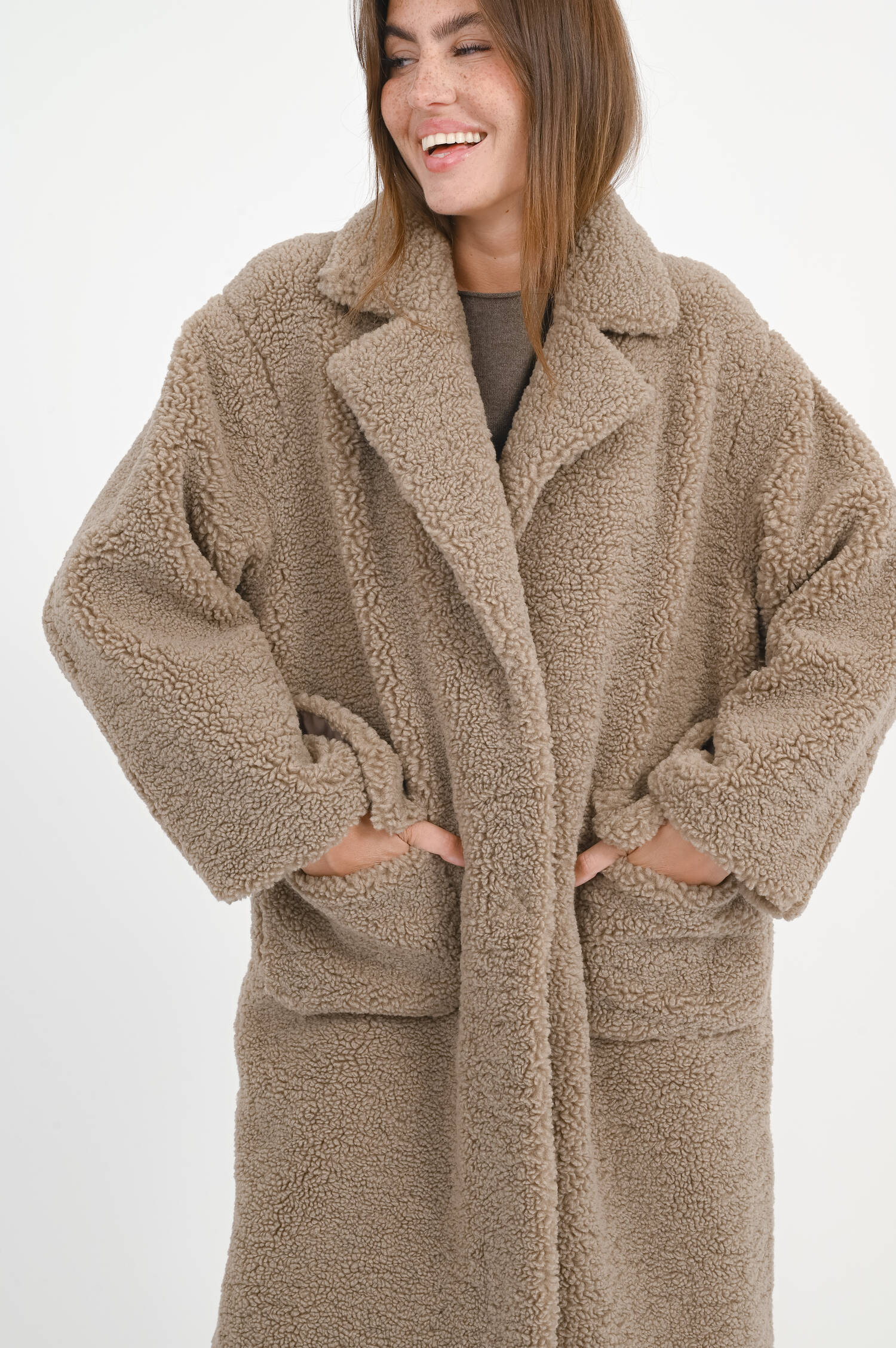 Teddymantel YOGI in Haselnuss Teddymantel YOGI in Haselnuss