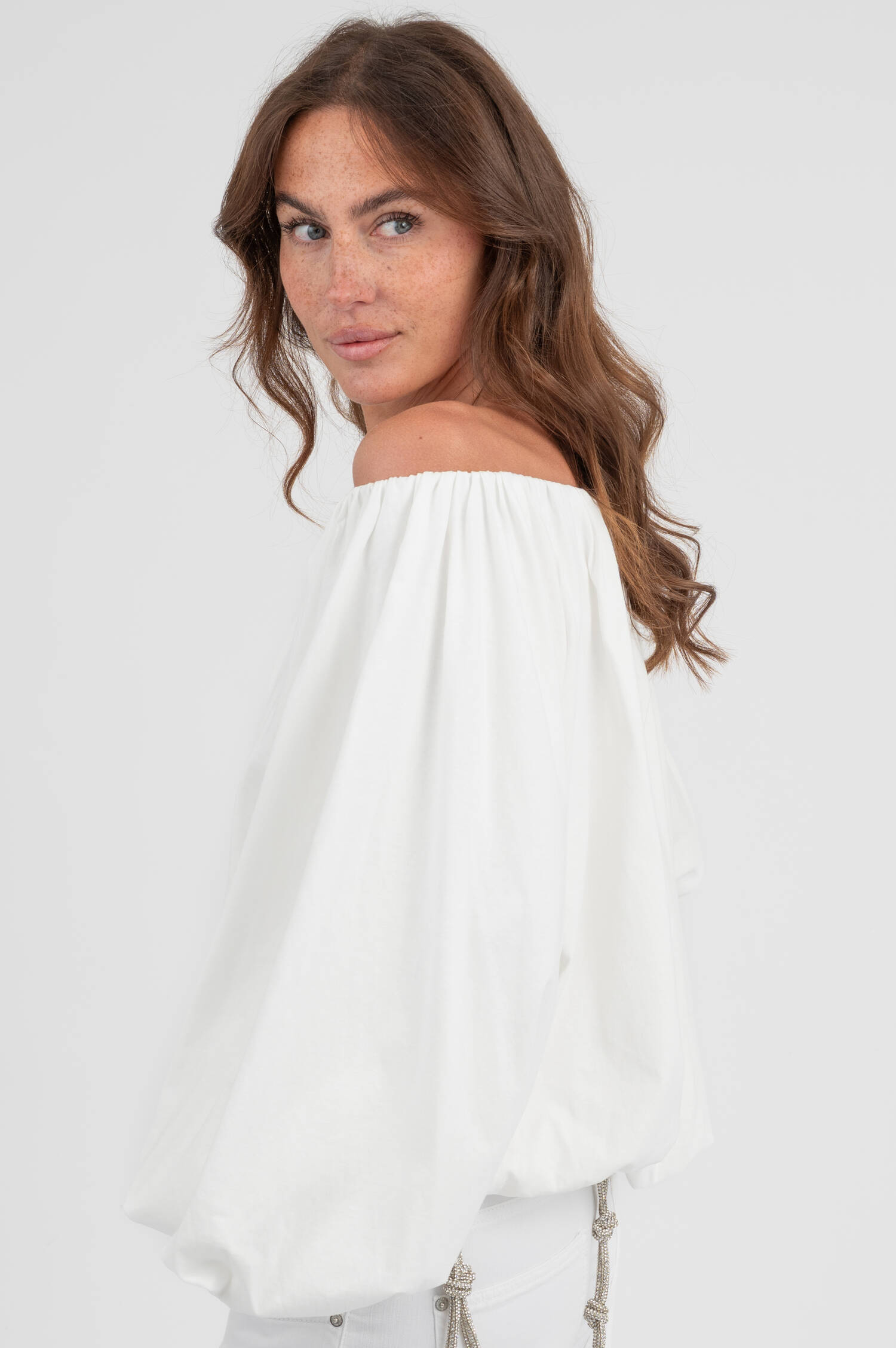 Off-Shoulder Top in Weiß