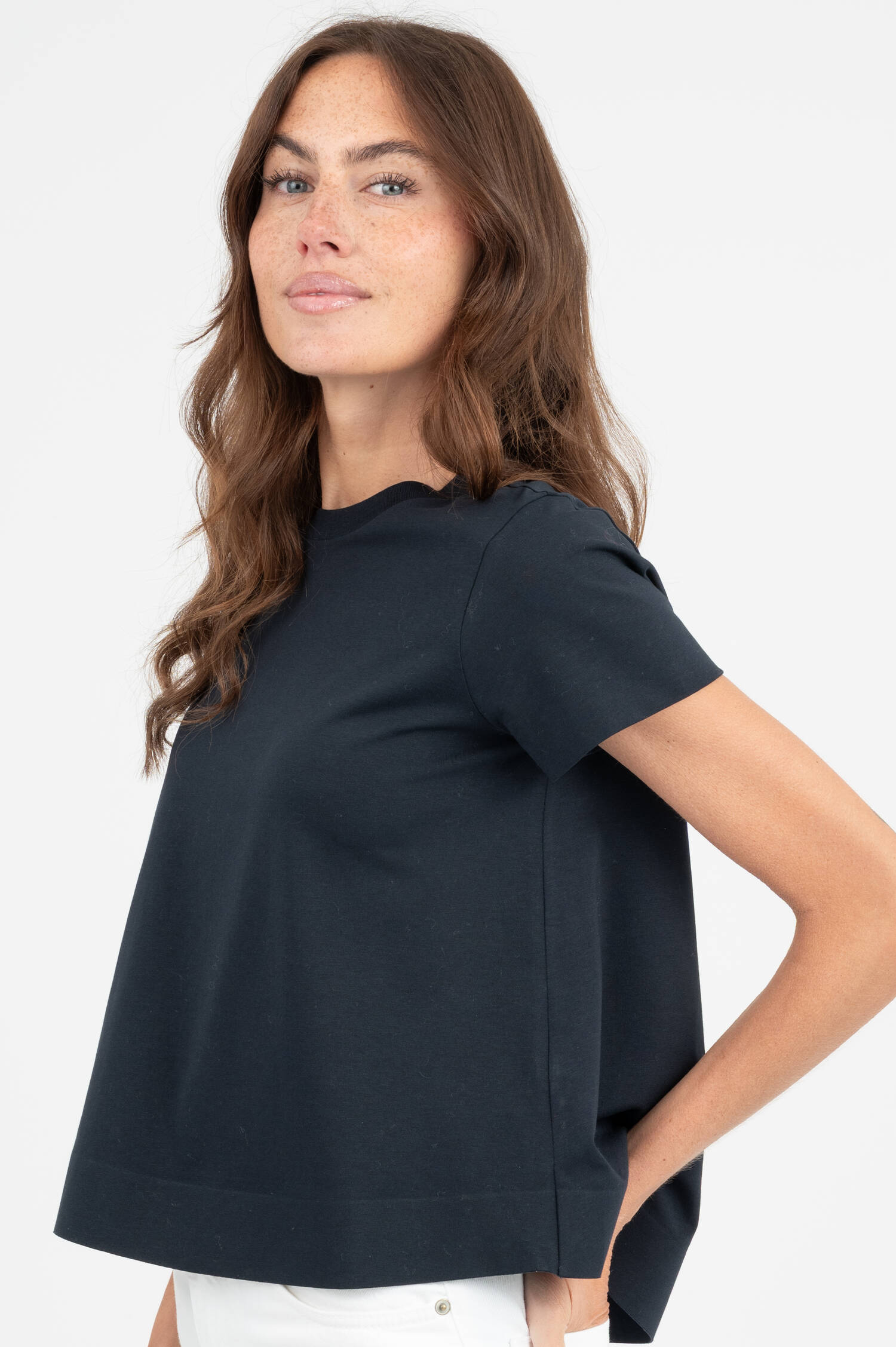 T-Shirt aus Baumwoll-Stretch in Navy