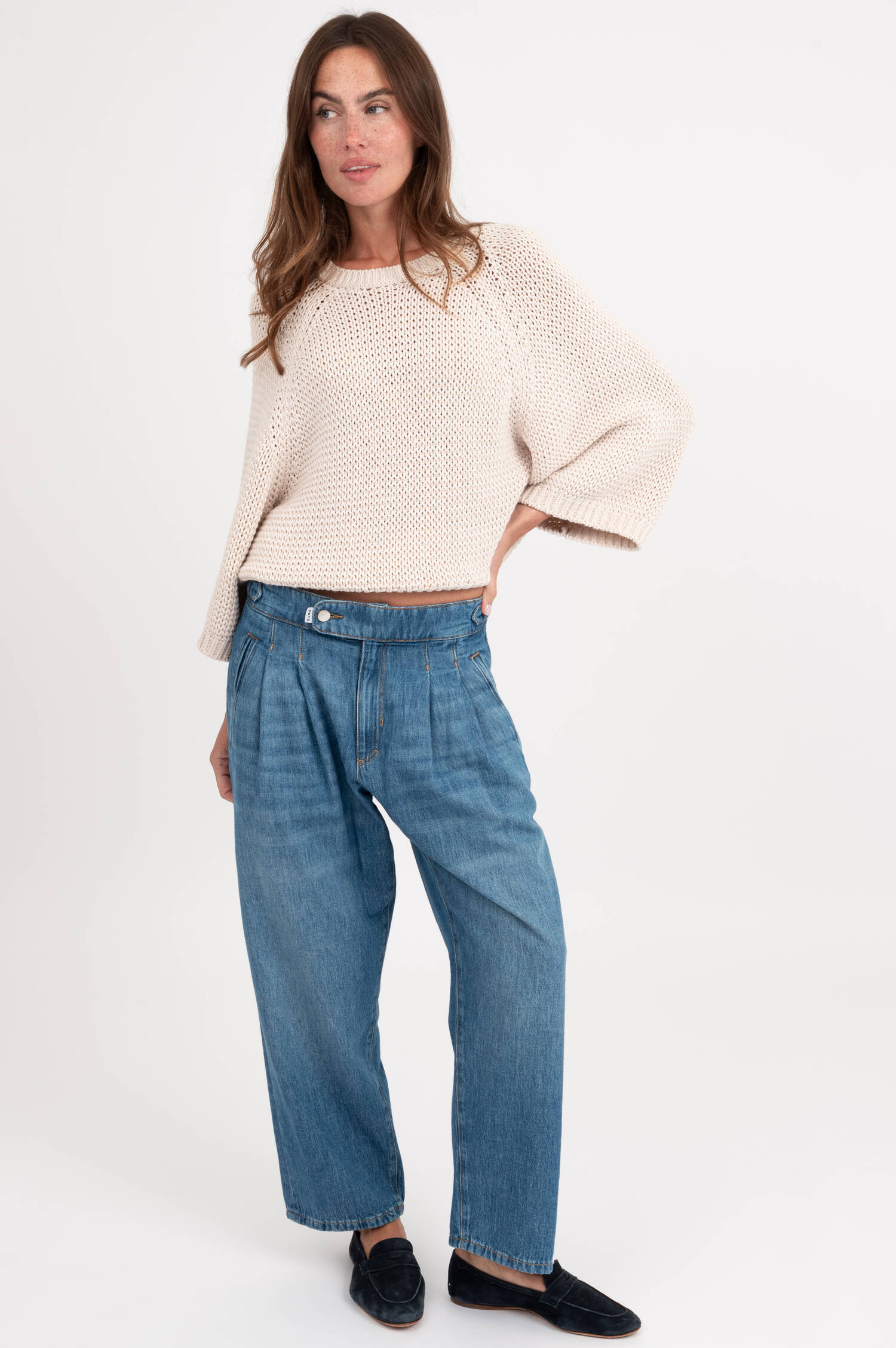 Barrel-Jeans THE FRIEND in Mittelblau Barrel-Jeans THE FRIEND in Mittelblau