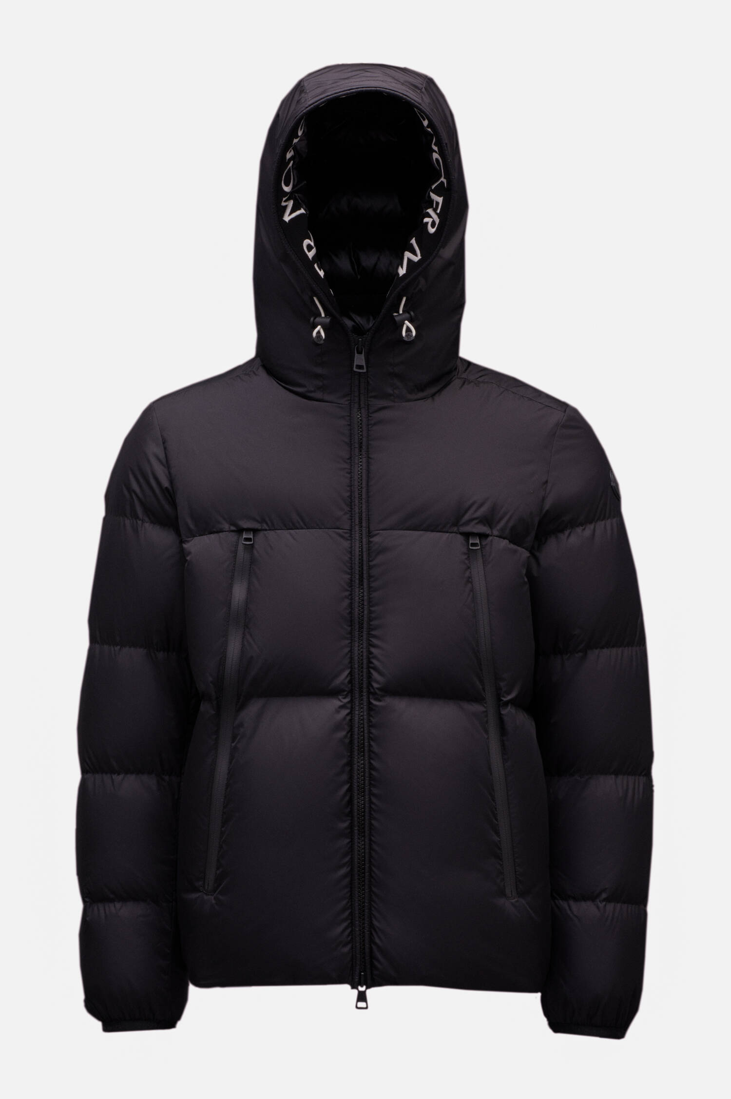 Daunenjacke MONTCLA in mattem Schwarz Daunenjacke MONTCLA in mattem Schwarz