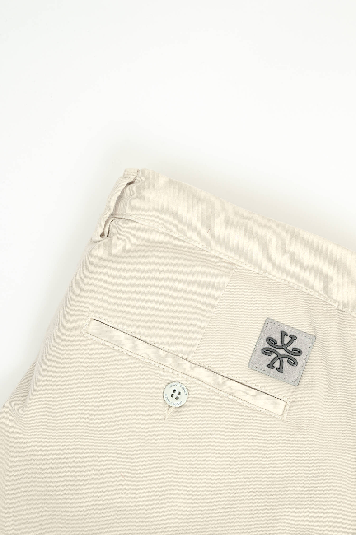 Slim Fit Chino BOBBY in Creme Slim Fit Chino BOBBY in Creme