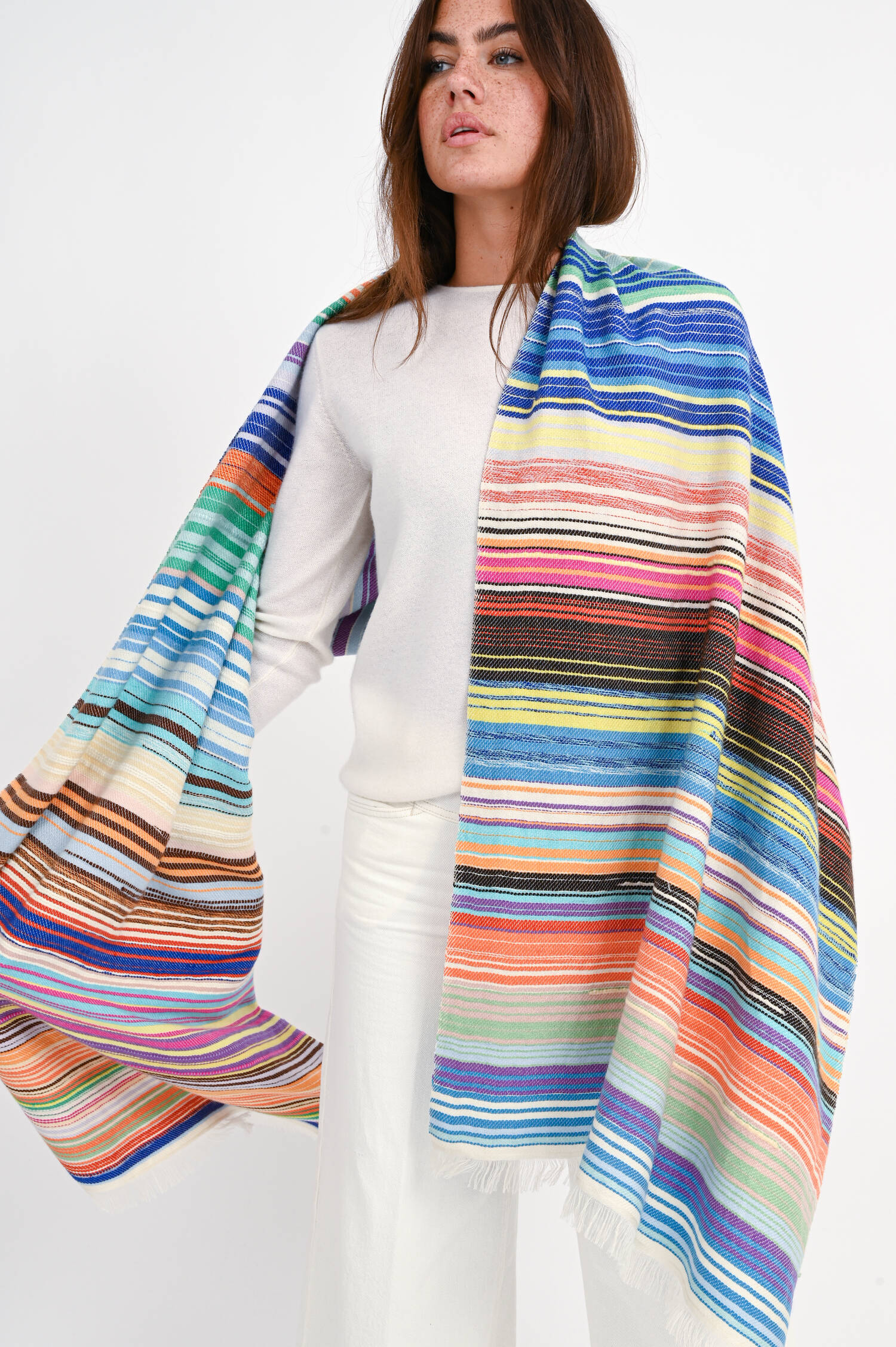 Schal COLORFUL STRIPES SMALL in Weiß/Multi Schal COLORFUL STRIPES SMALL in Weiß/Multi