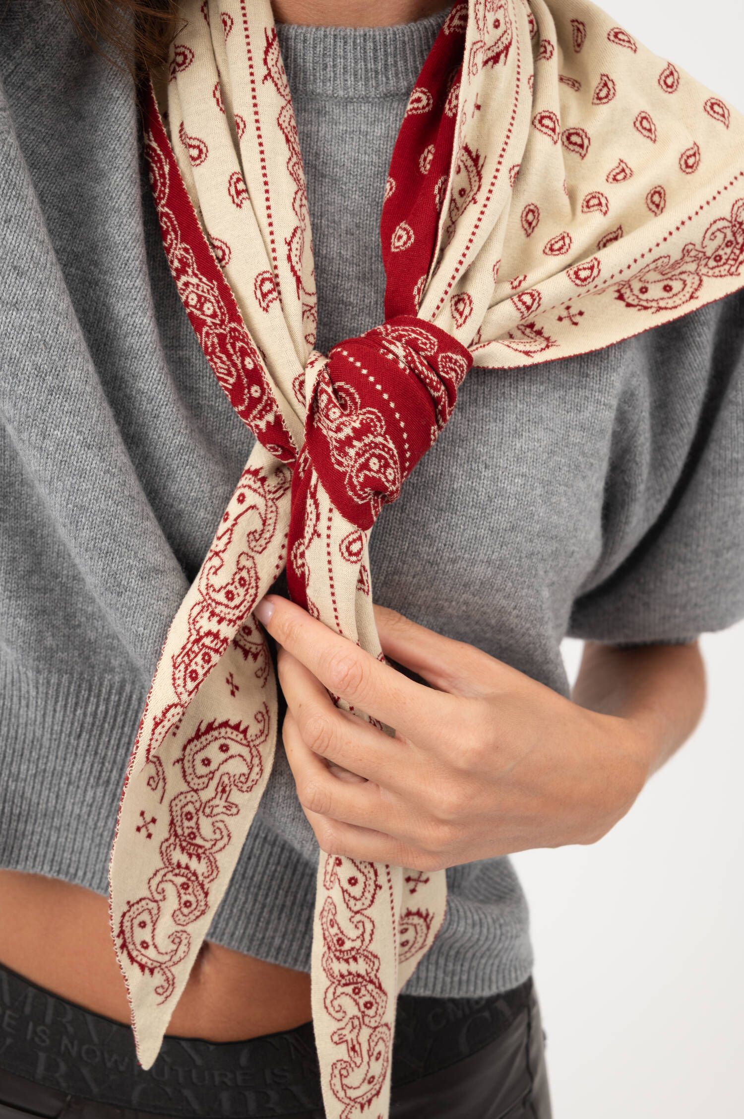 Paisley Dreieckstuch in Rot/Beige Paisley Dreieckstuch in Rot/Beige