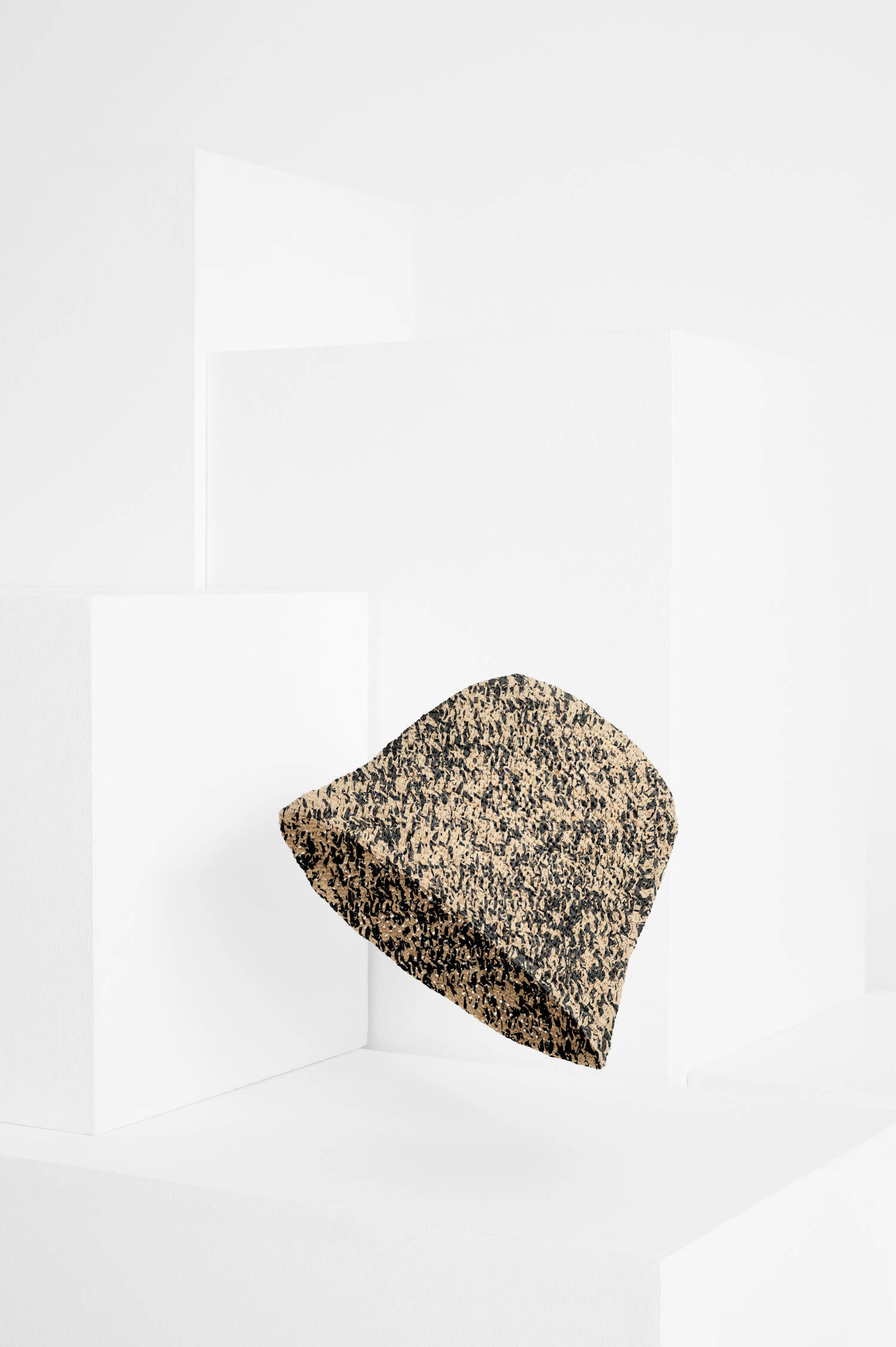 Bob Hut ANDAO in Schwarz/Natur