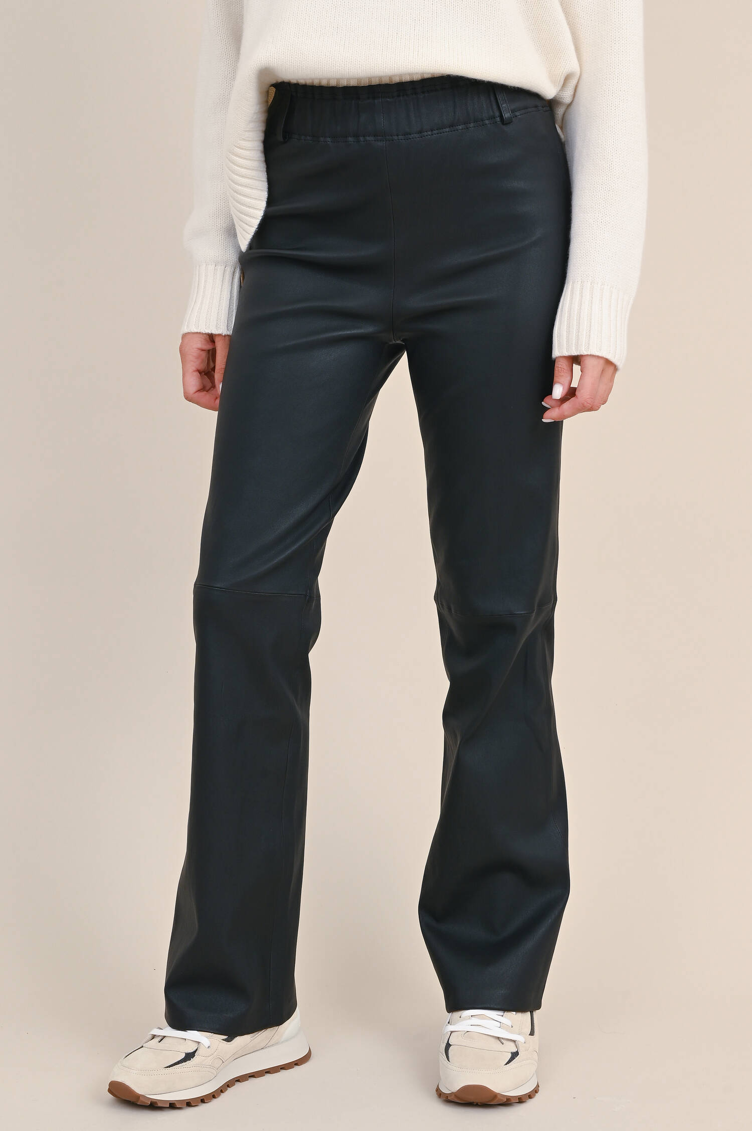 Flared Lederhose RIHANNA in Schwarz