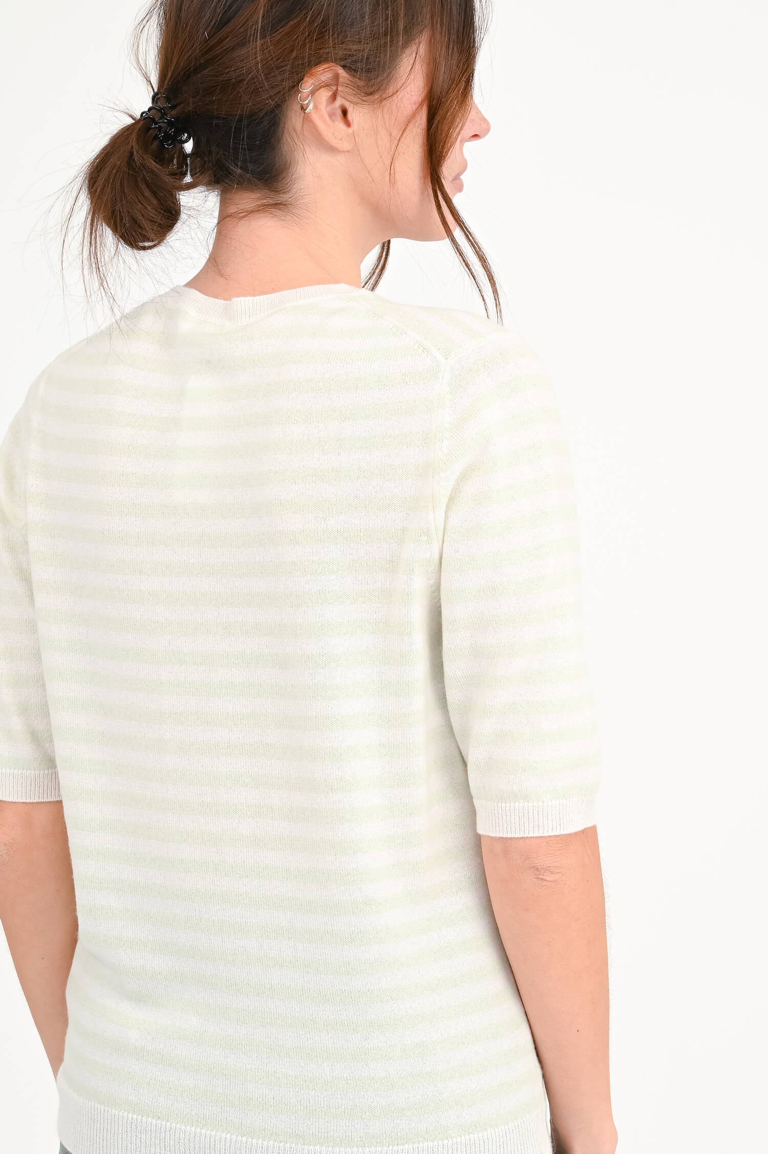 Kurzarm-Cashmere-Pullover on Soft Green/Creme