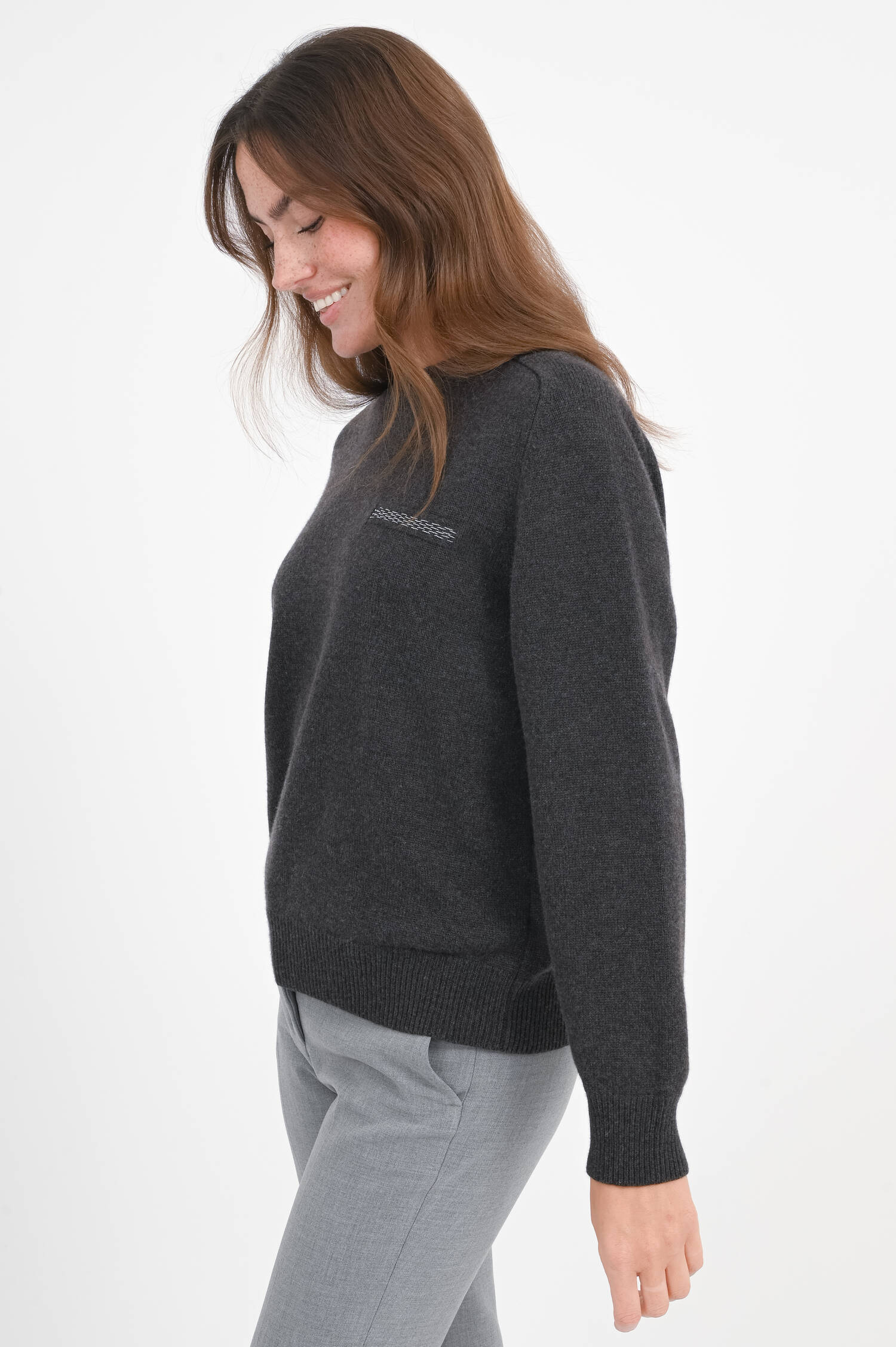 Seiden-Mix Pullover mit Perlen-Detail in Braun Seiden-Mix Pullover mit Perlen-Detail in Braun