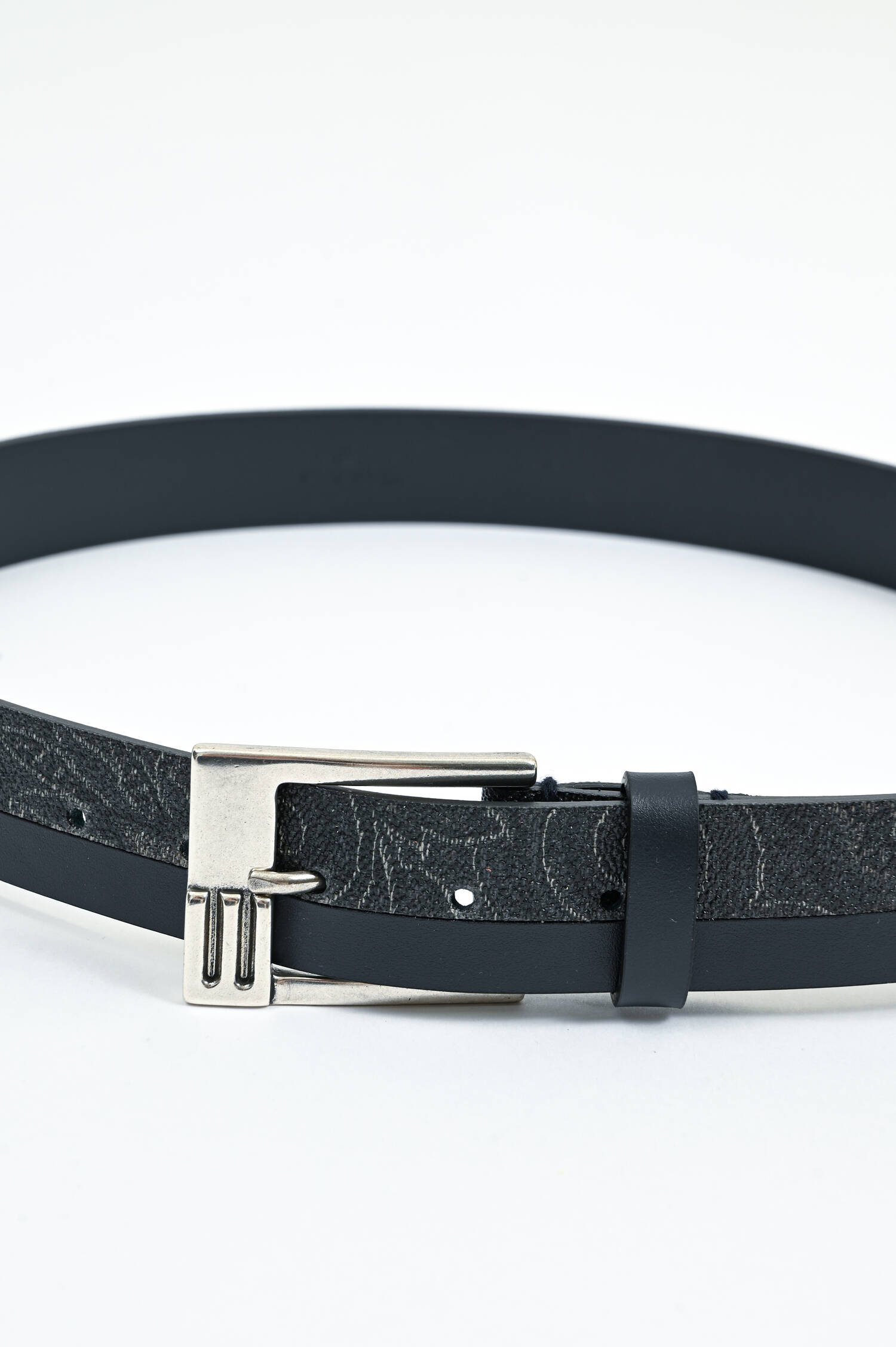 Gemusterter Gürtel aus Leder in Navy