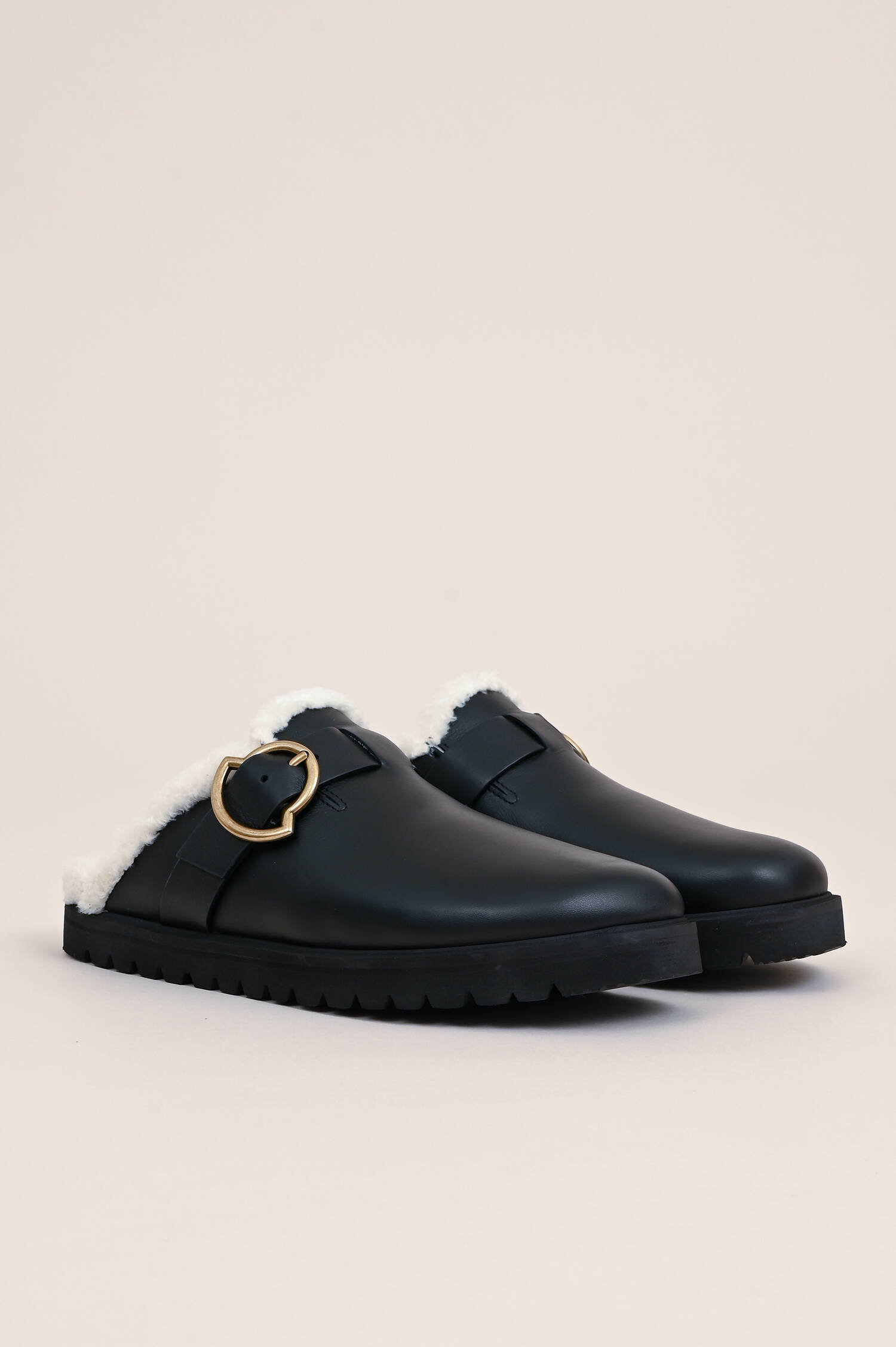 Buckle Pantoletten BELL in Schwarz