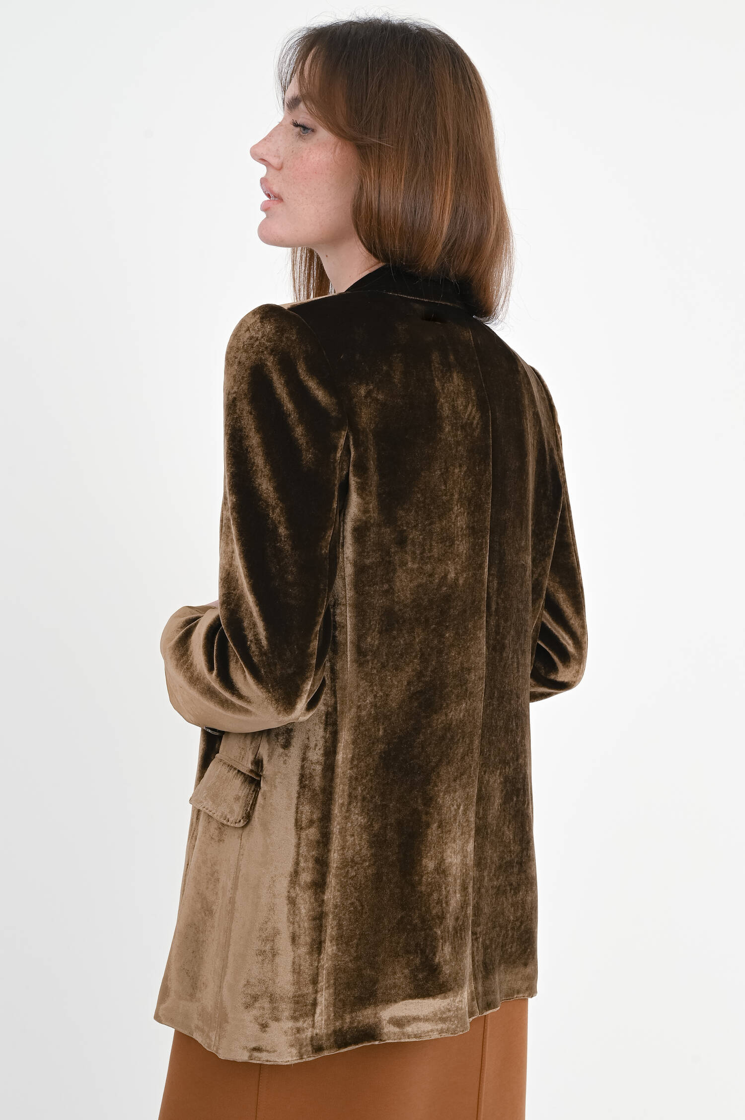 Einreihiger Samtblazer in Glossy Tabak