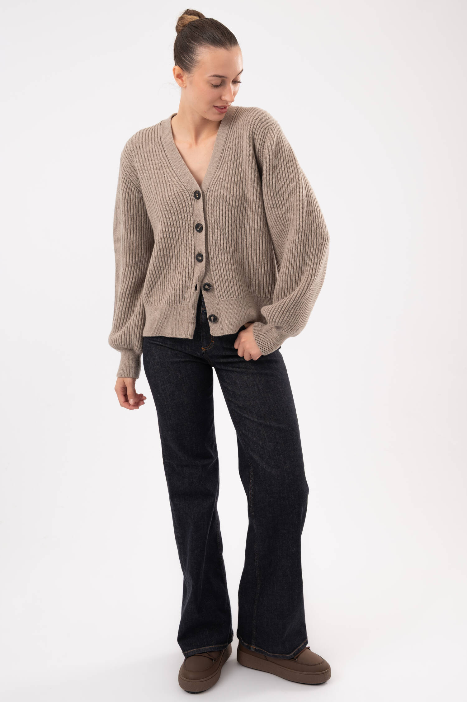 Rippstrick-Jacke aus Wolle in Beige Rippstrick-Jacke aus Wolle in Beige