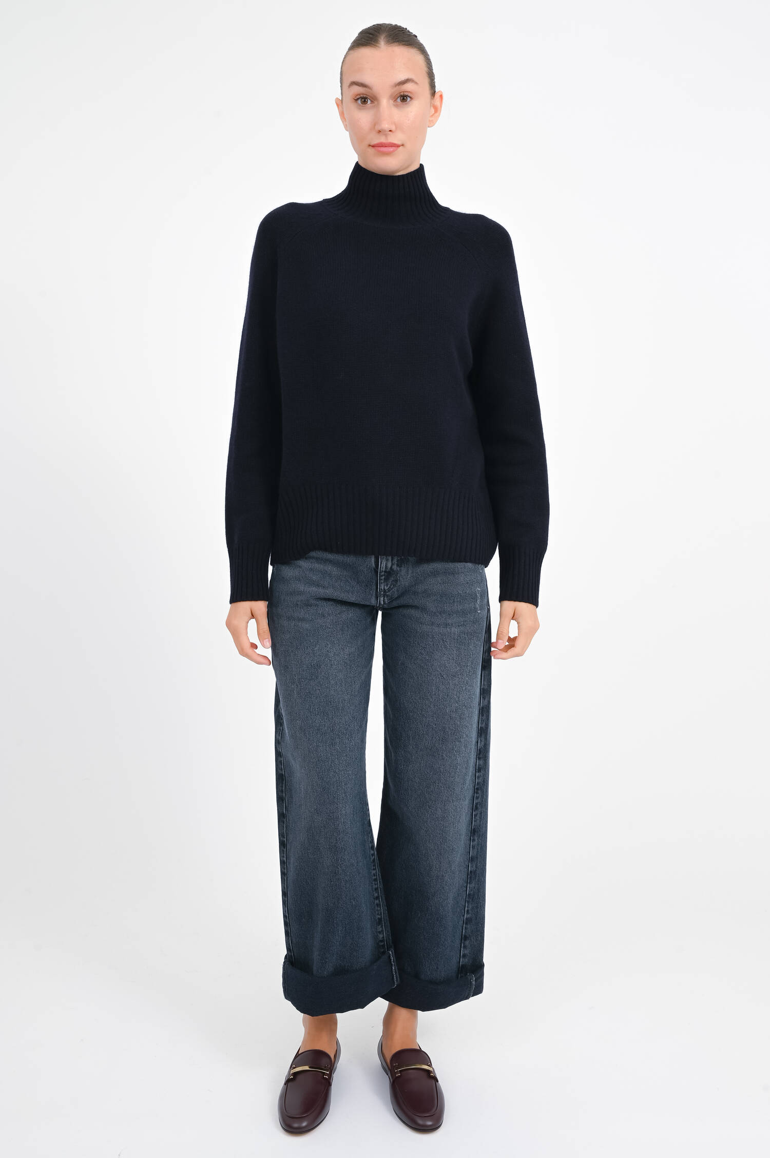 Turtleneck-Pullover aus Cashmere-Woll-Mix in Navy
