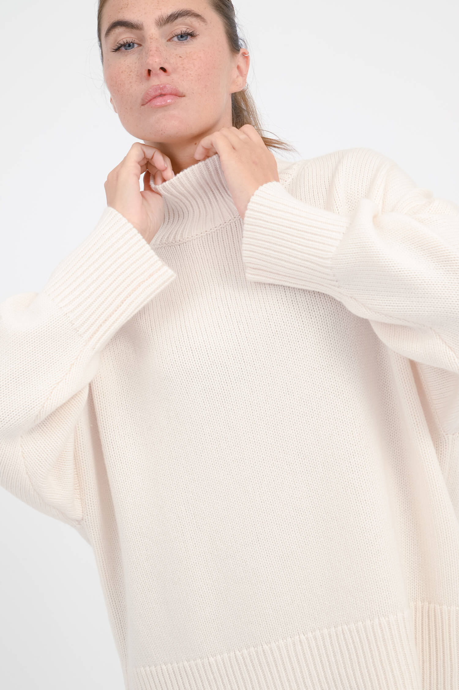 Pullover aus Woll-Cashmere-Mix in Natur