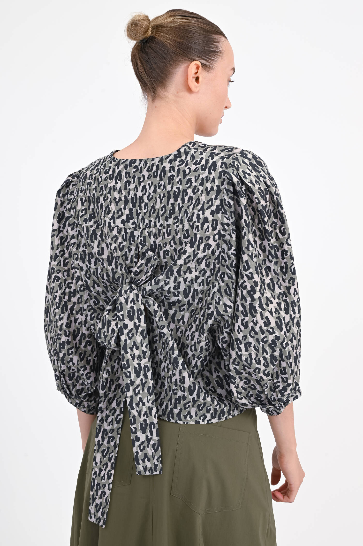 Open-Back-Bluse CALPURNIA in Khaki/Schwarz/Beige