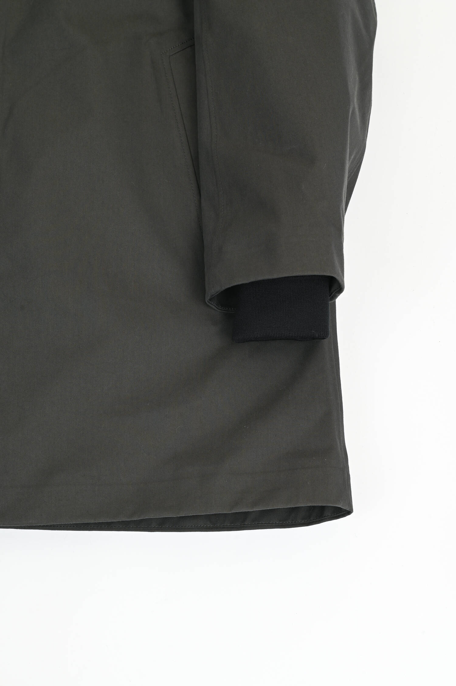 Kapuzenmantel GLOBE EVO in Graphite Kapuzenmantel GLOBE EVO in Graphite